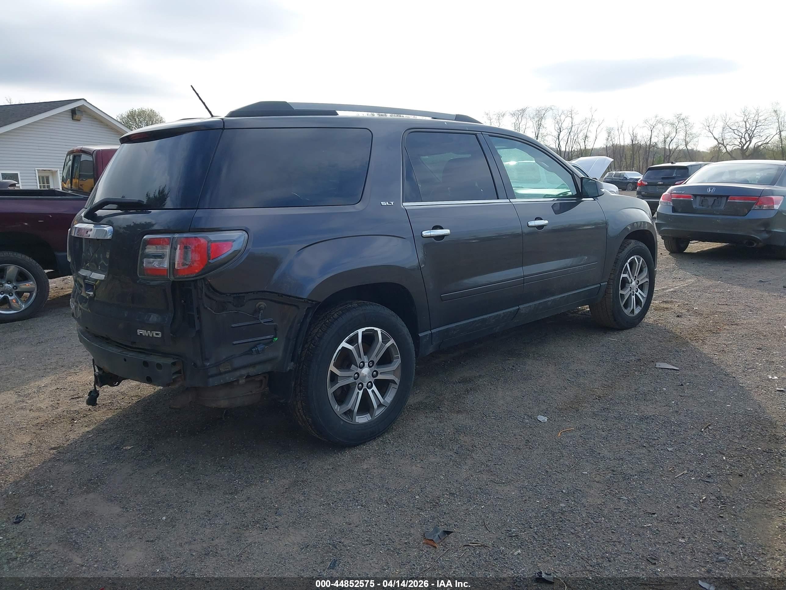 GMC ACADIA image 4