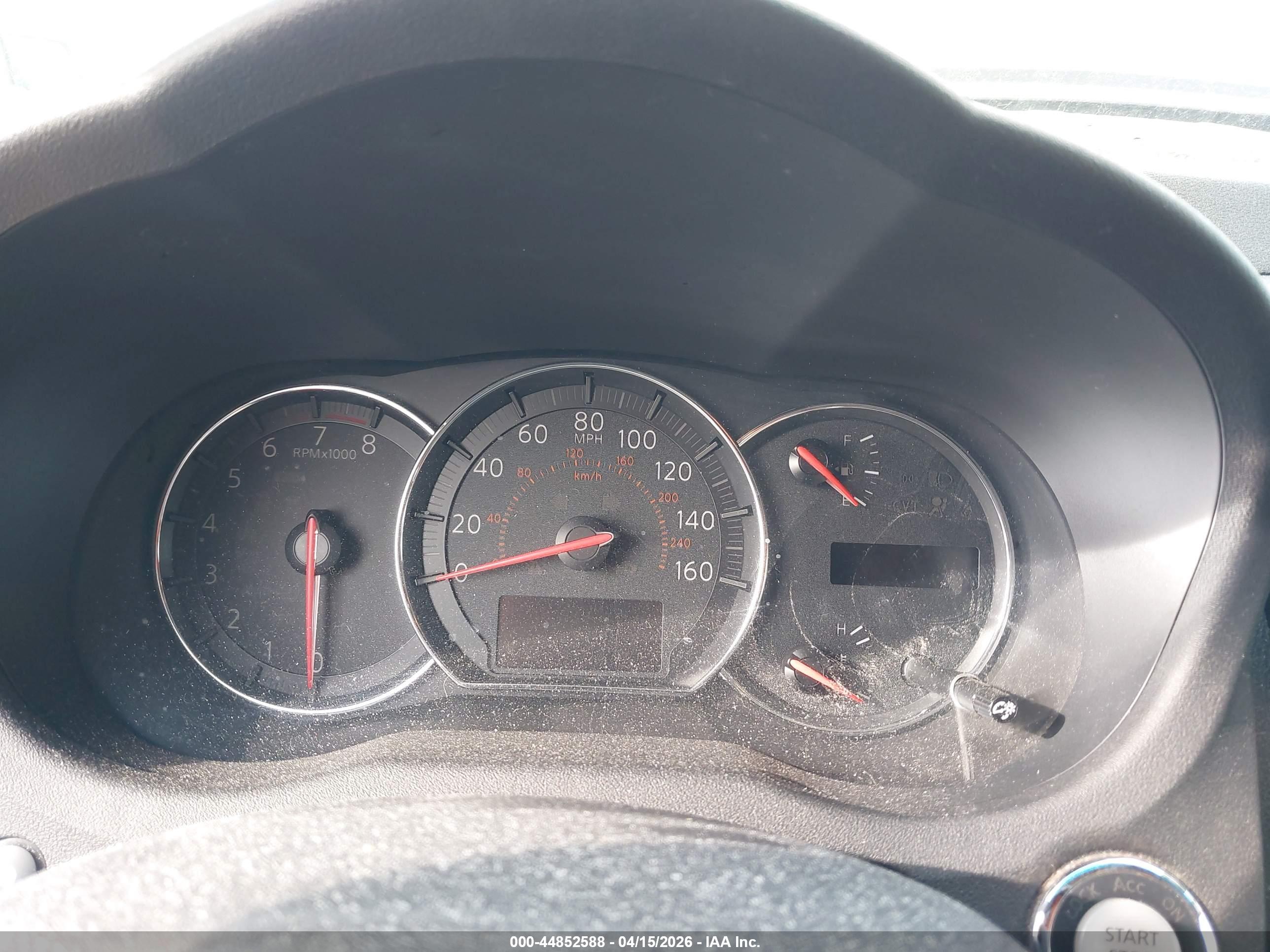 NISSAN MAXIMA image 7