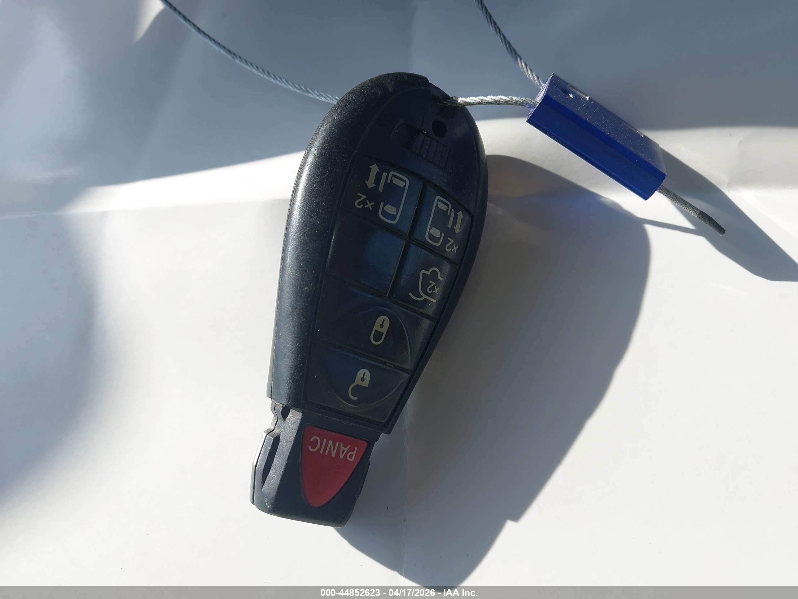 CHRYSLER TOWN image 11