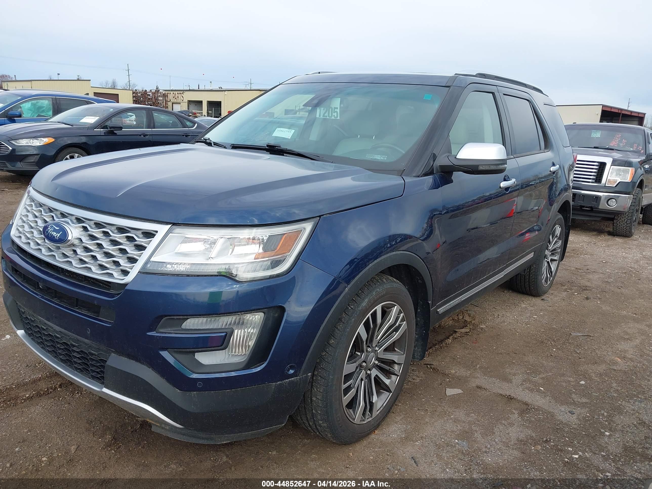 FORD EXPLORER image 2