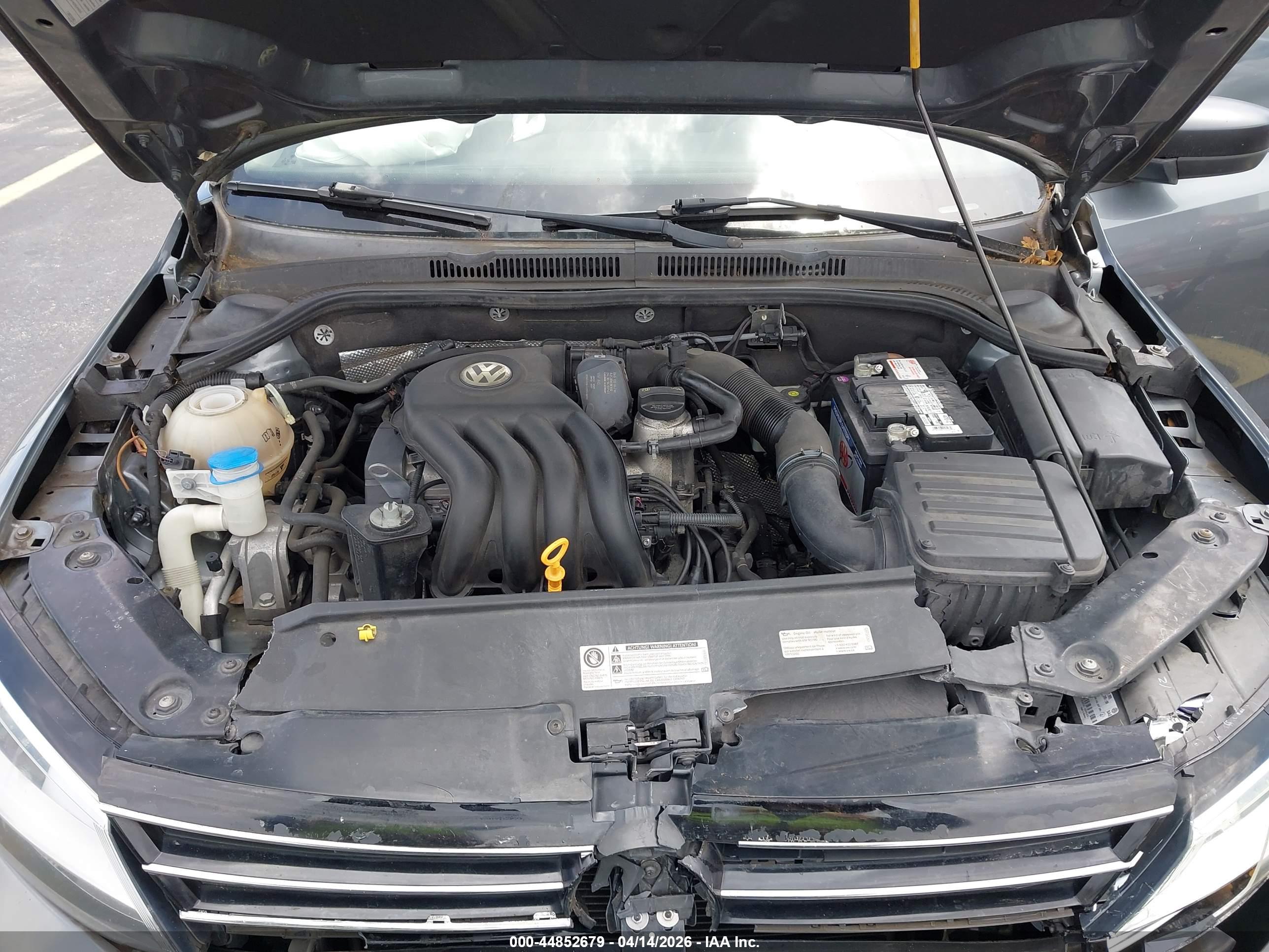 VOLKSWAGEN JETTA image 10