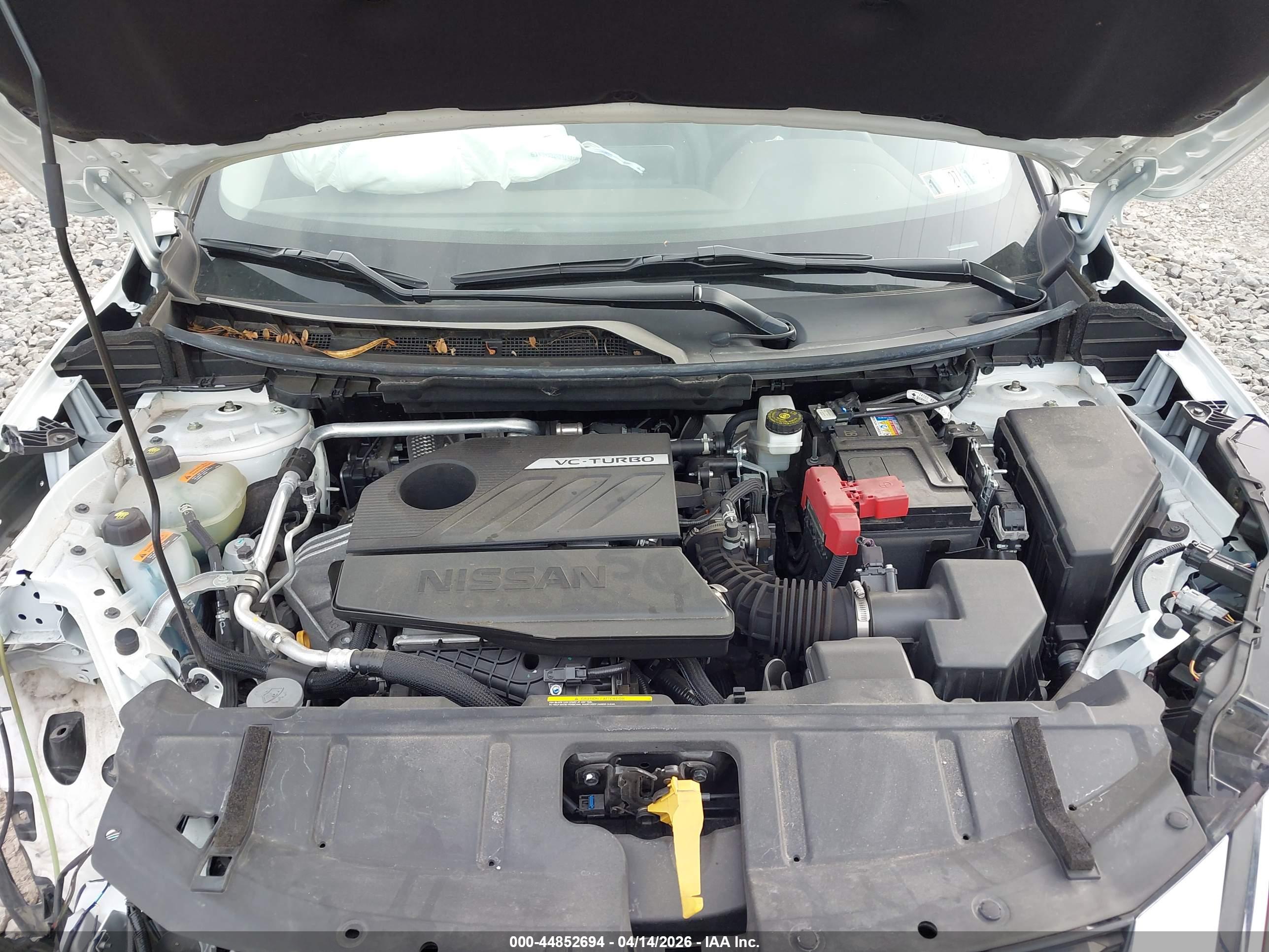 NISSAN ROGUE image 10