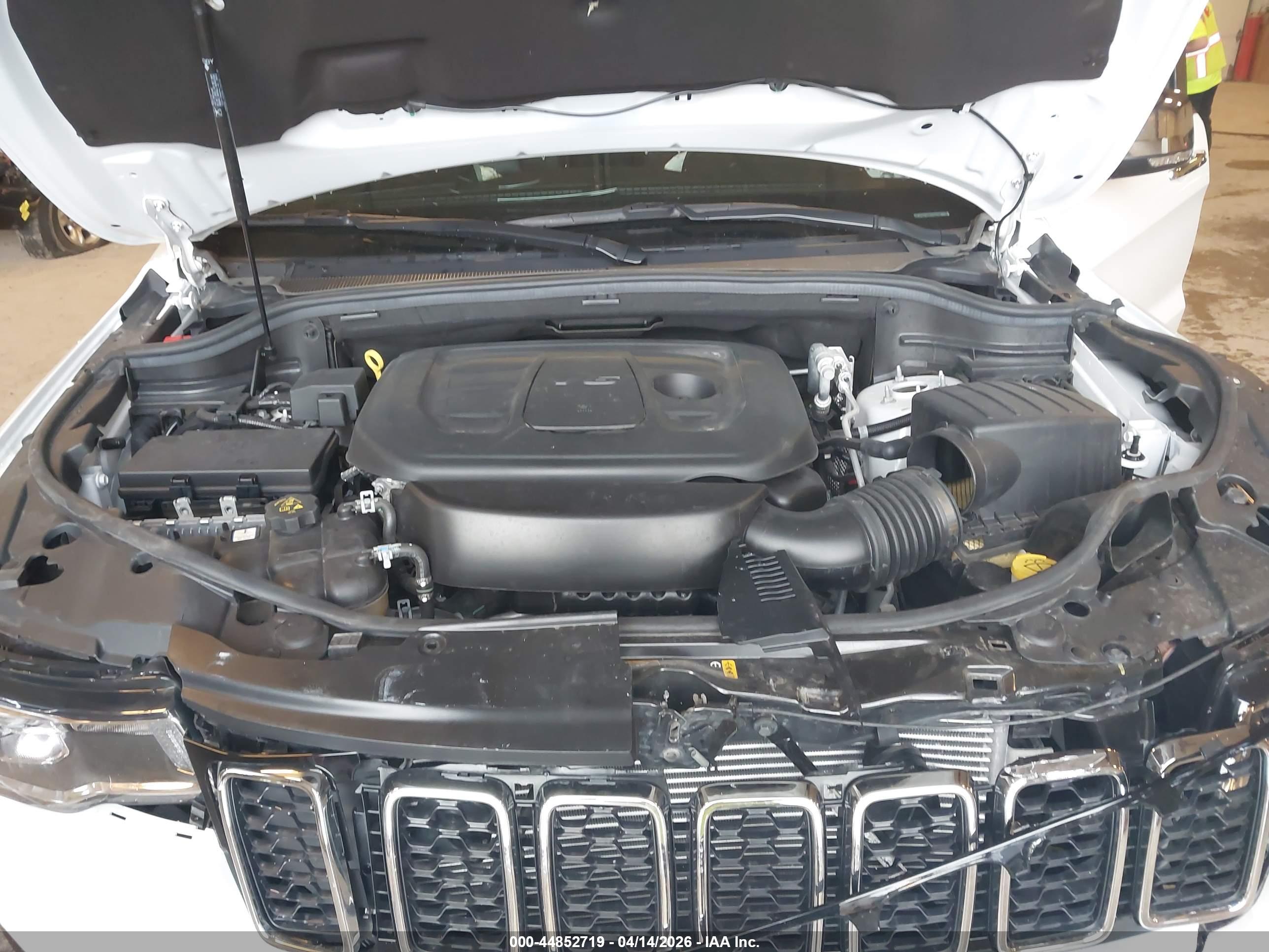 JEEP GRAND image 10
