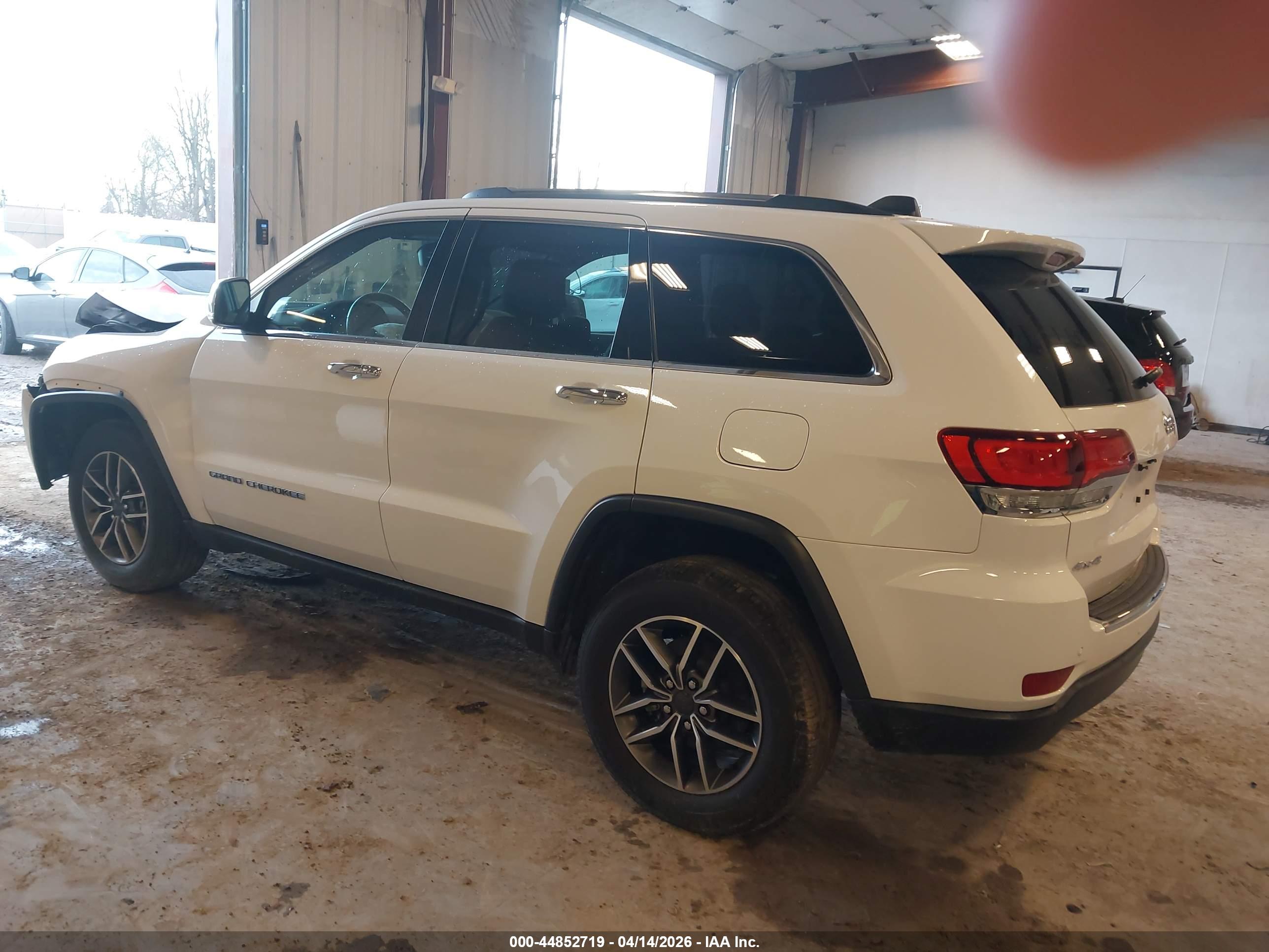 JEEP GRAND image 3