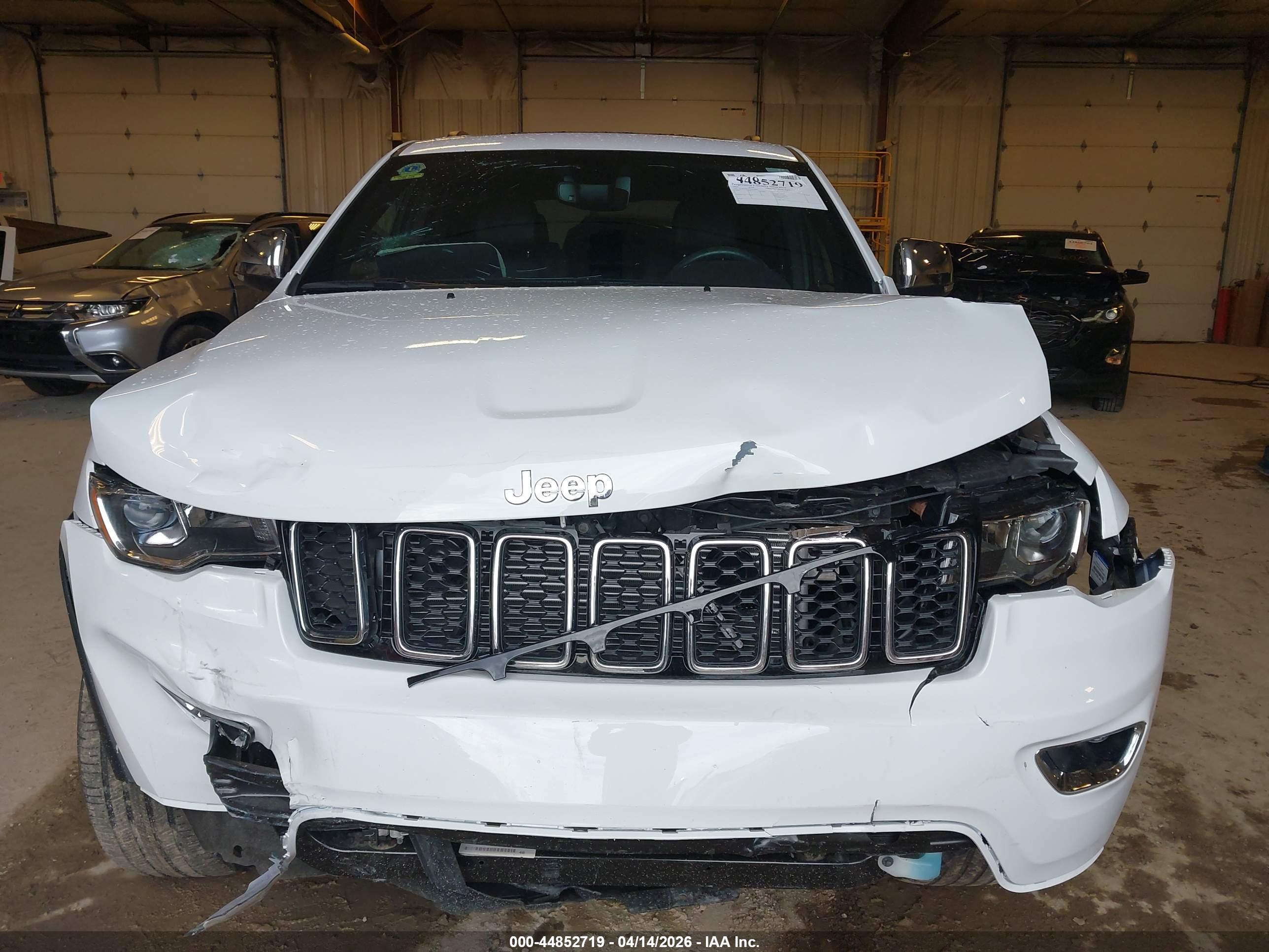 JEEP GRAND image 6