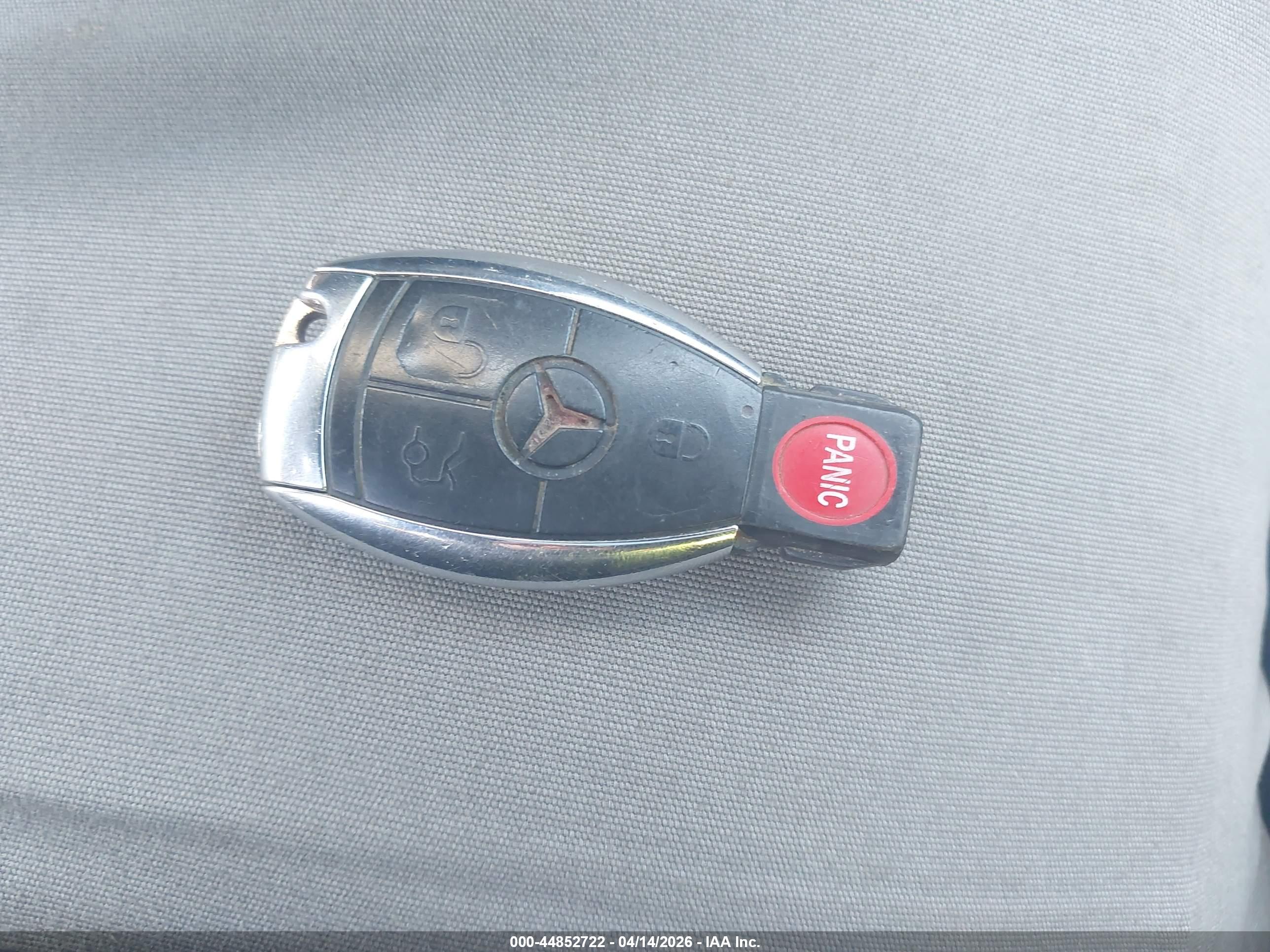 MERCEDES-BENZ C image 11