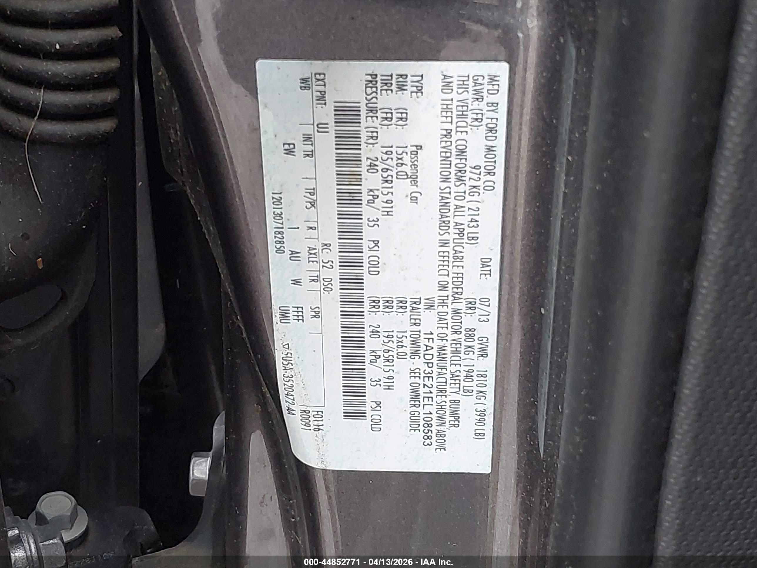 FORD FOCUS image 9