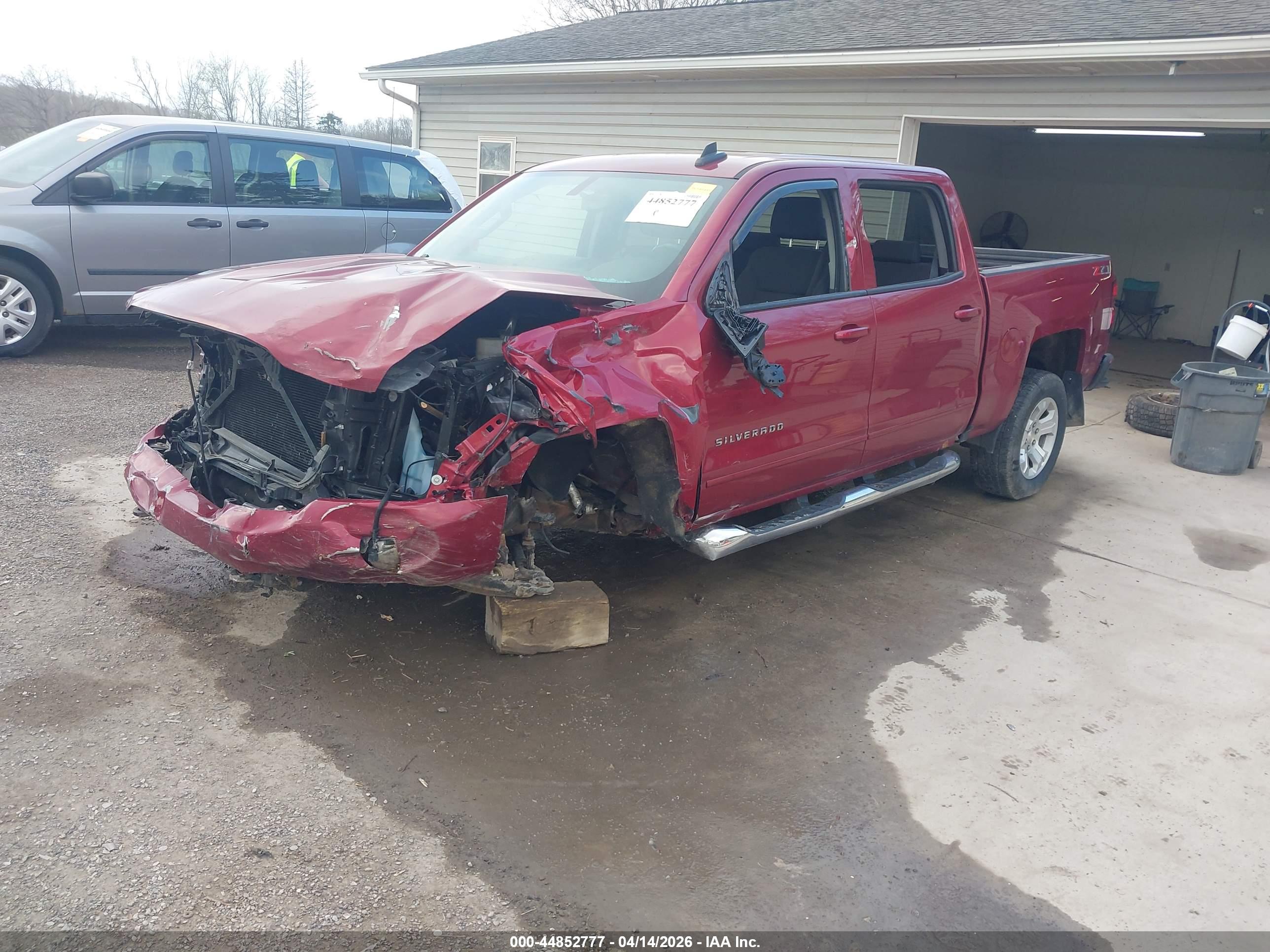 CHEVROLET SILVERADO image 2