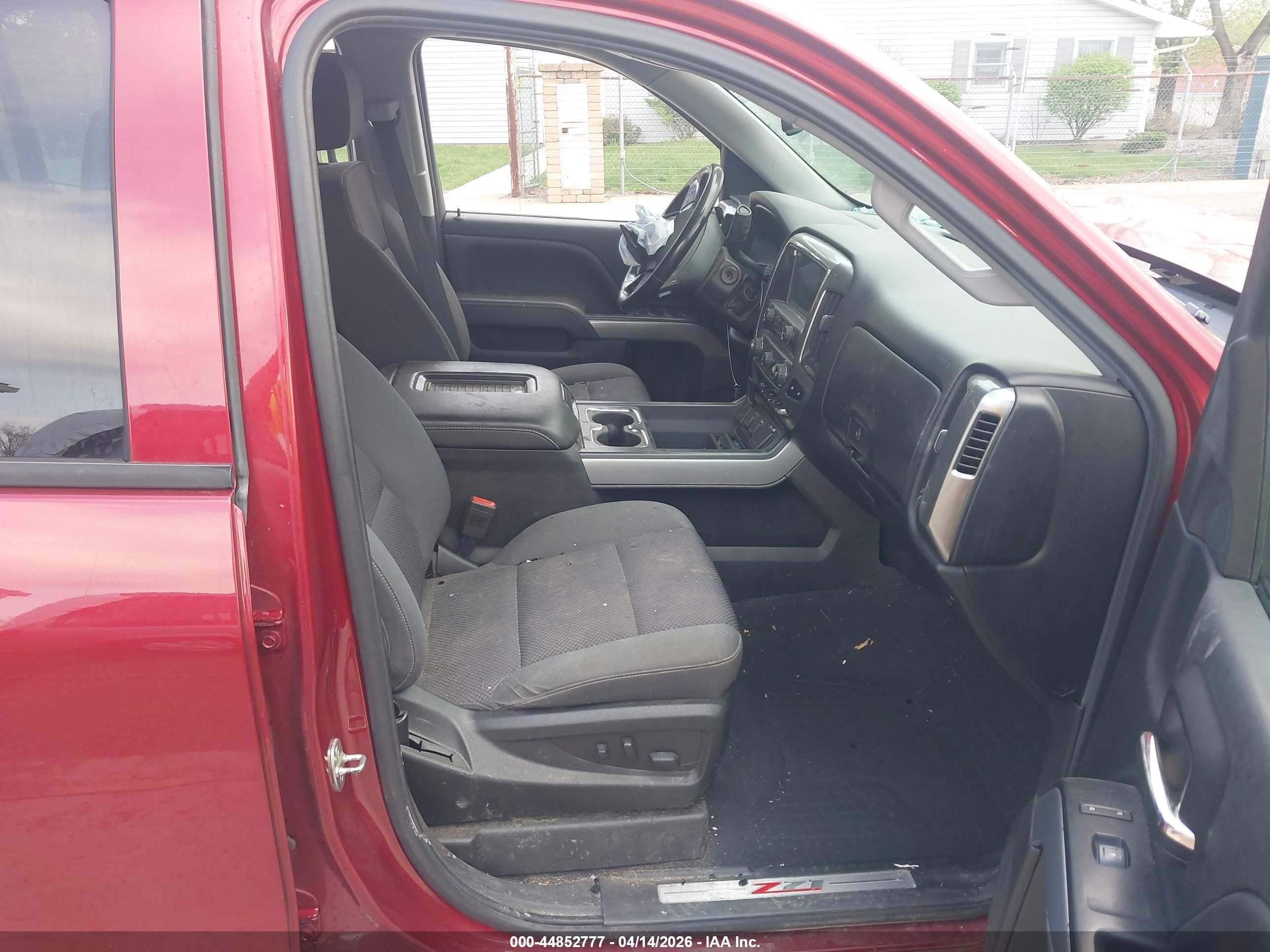 CHEVROLET SILVERADO image 5