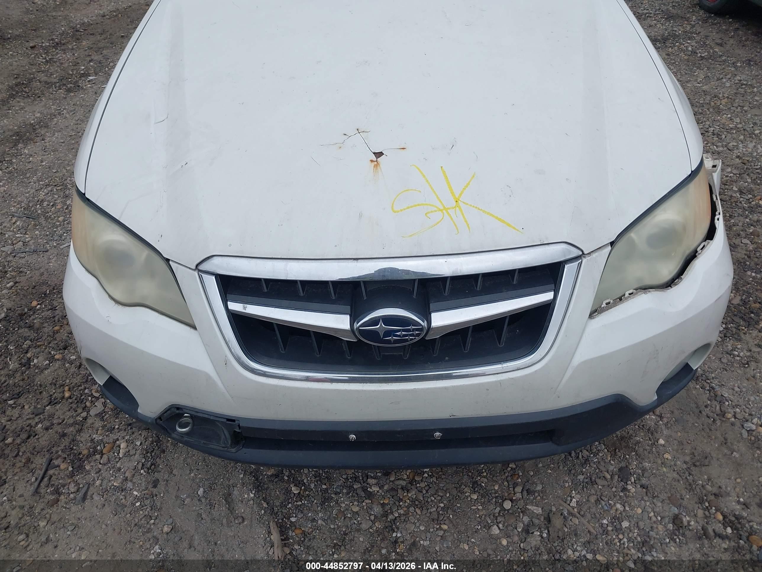 SUBARU OUTBACK image 10