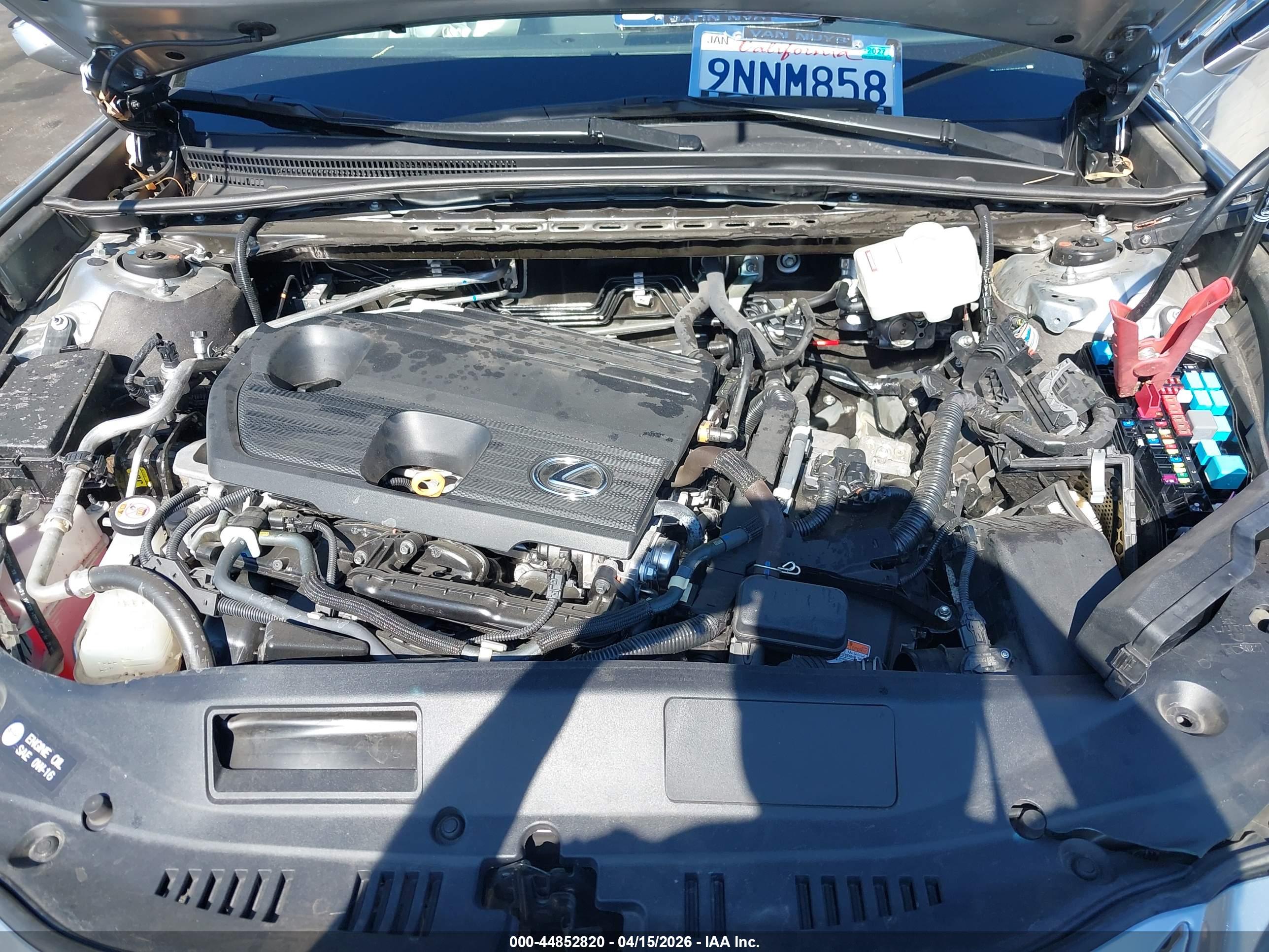 LEXUS ES image 10