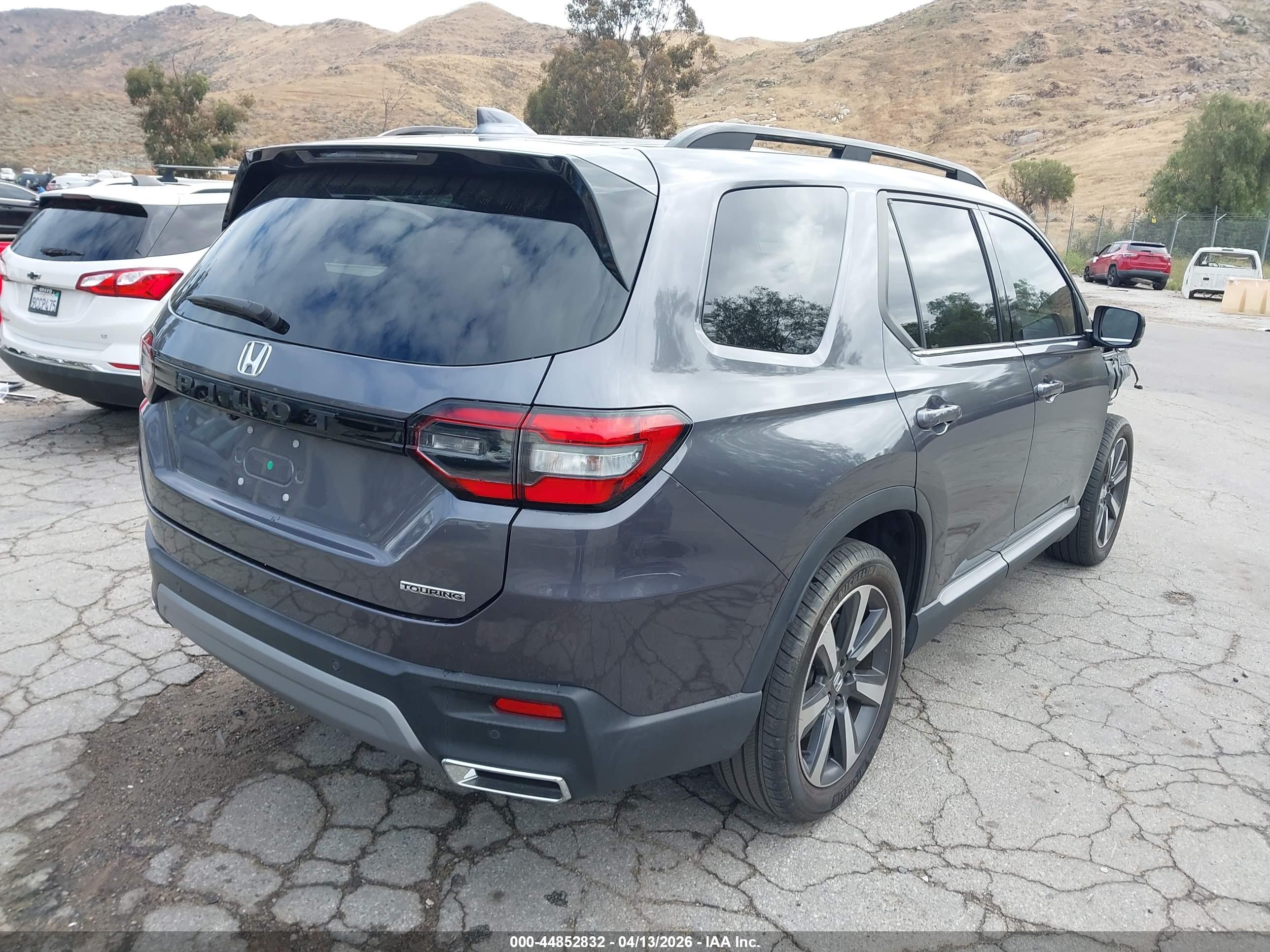 HONDA PILOT image 4