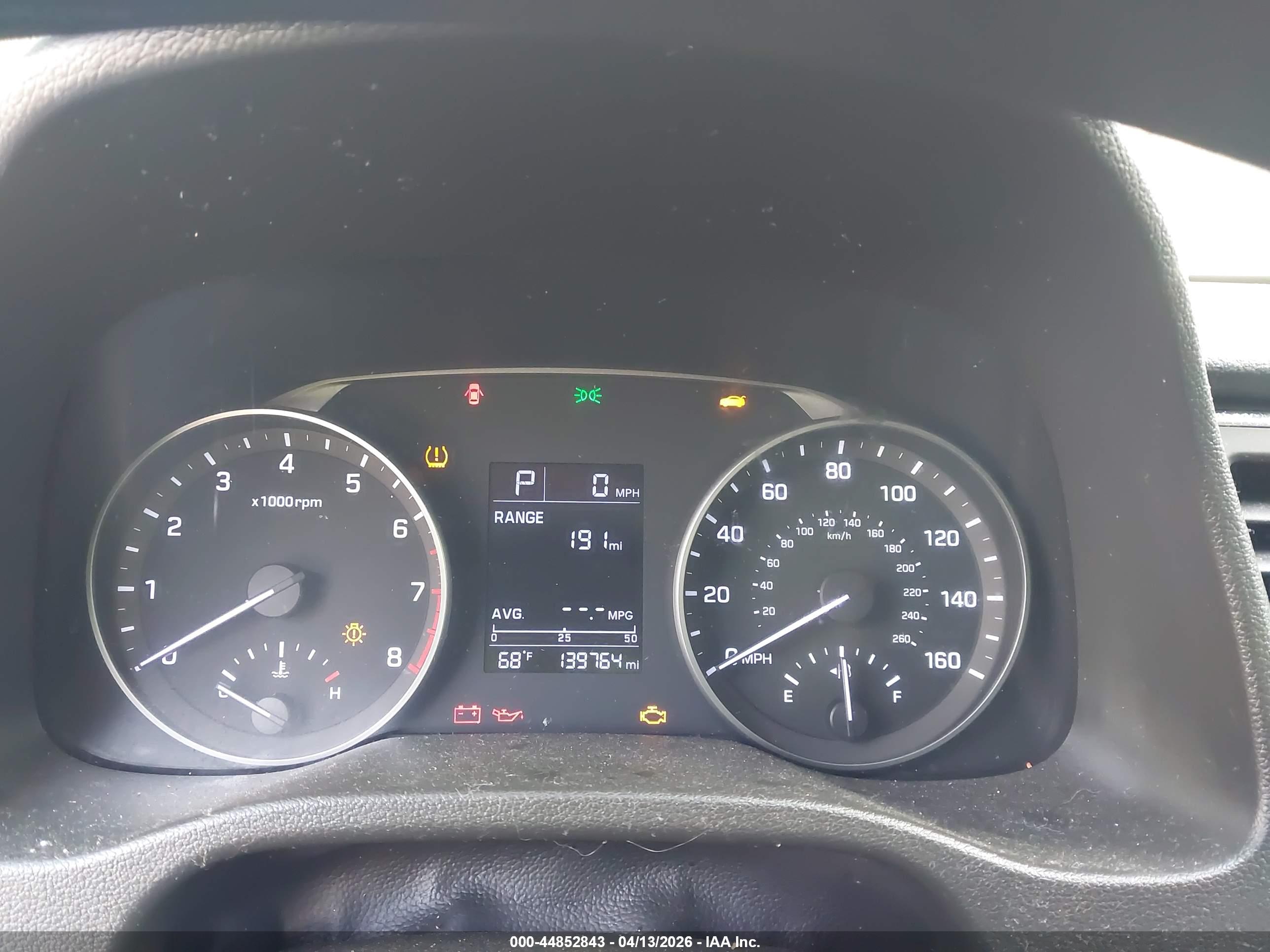 HYUNDAI ELANTRA image 7