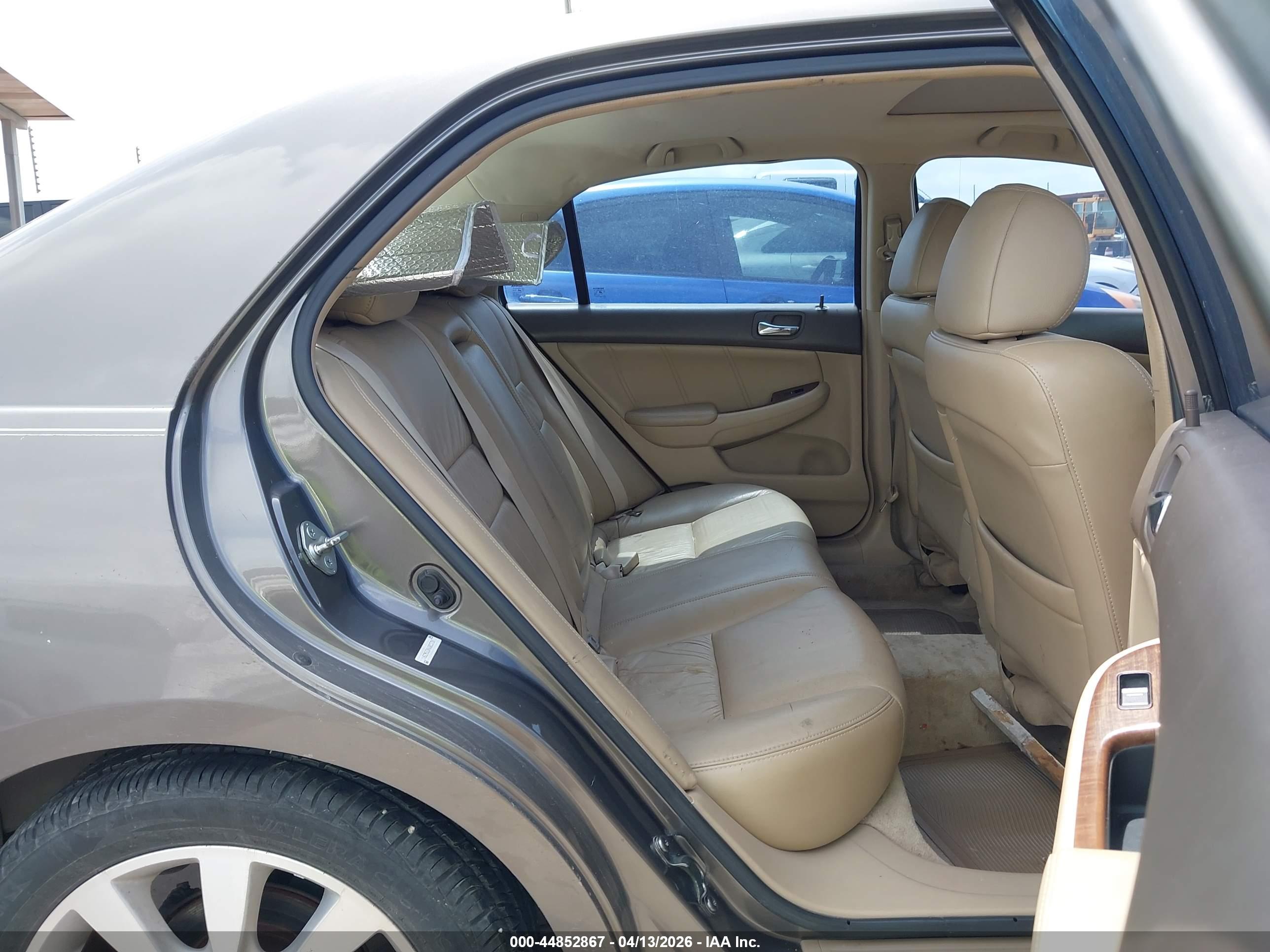 HONDA ACCORD image 8