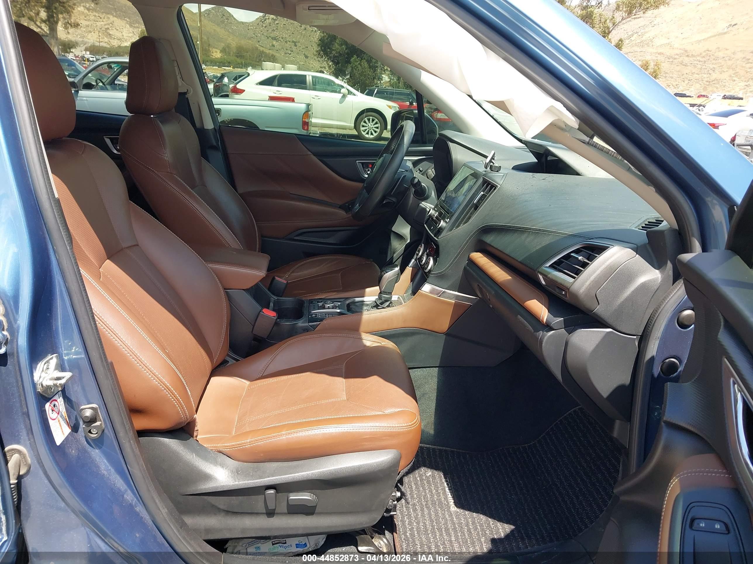 SUBARU FORESTER image 5