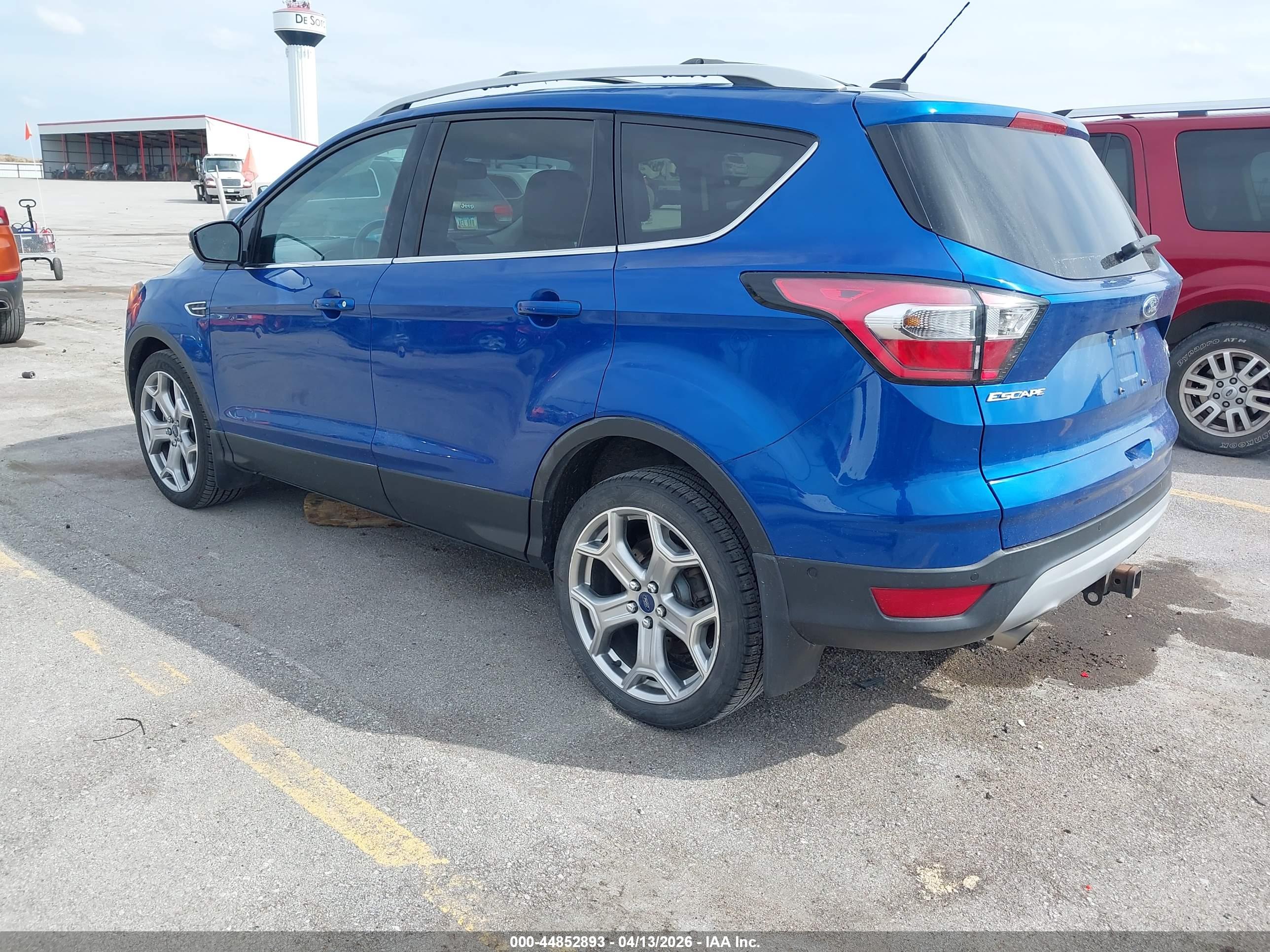 FORD ESCAPE image 3