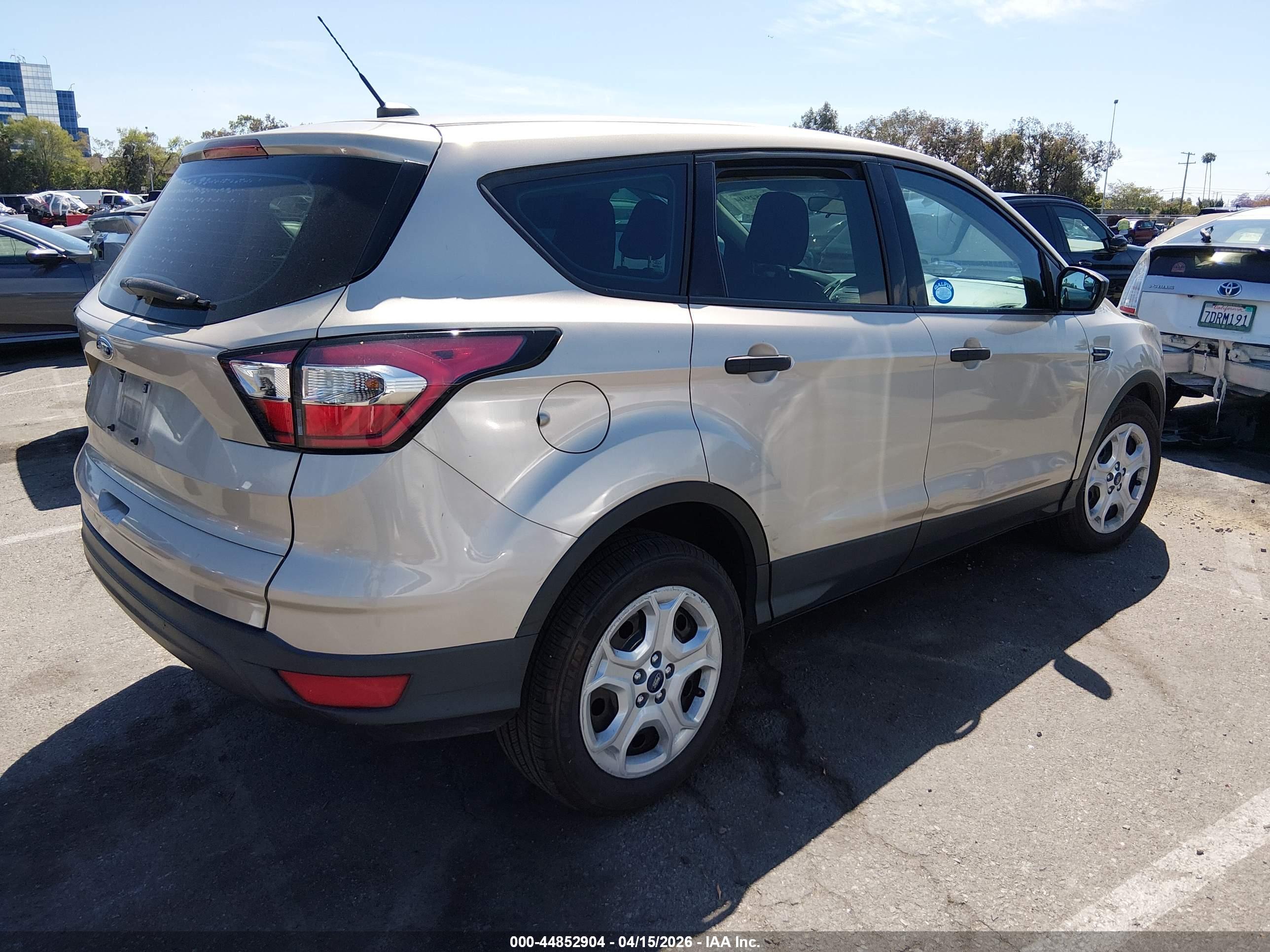 FORD ESCAPE image 4