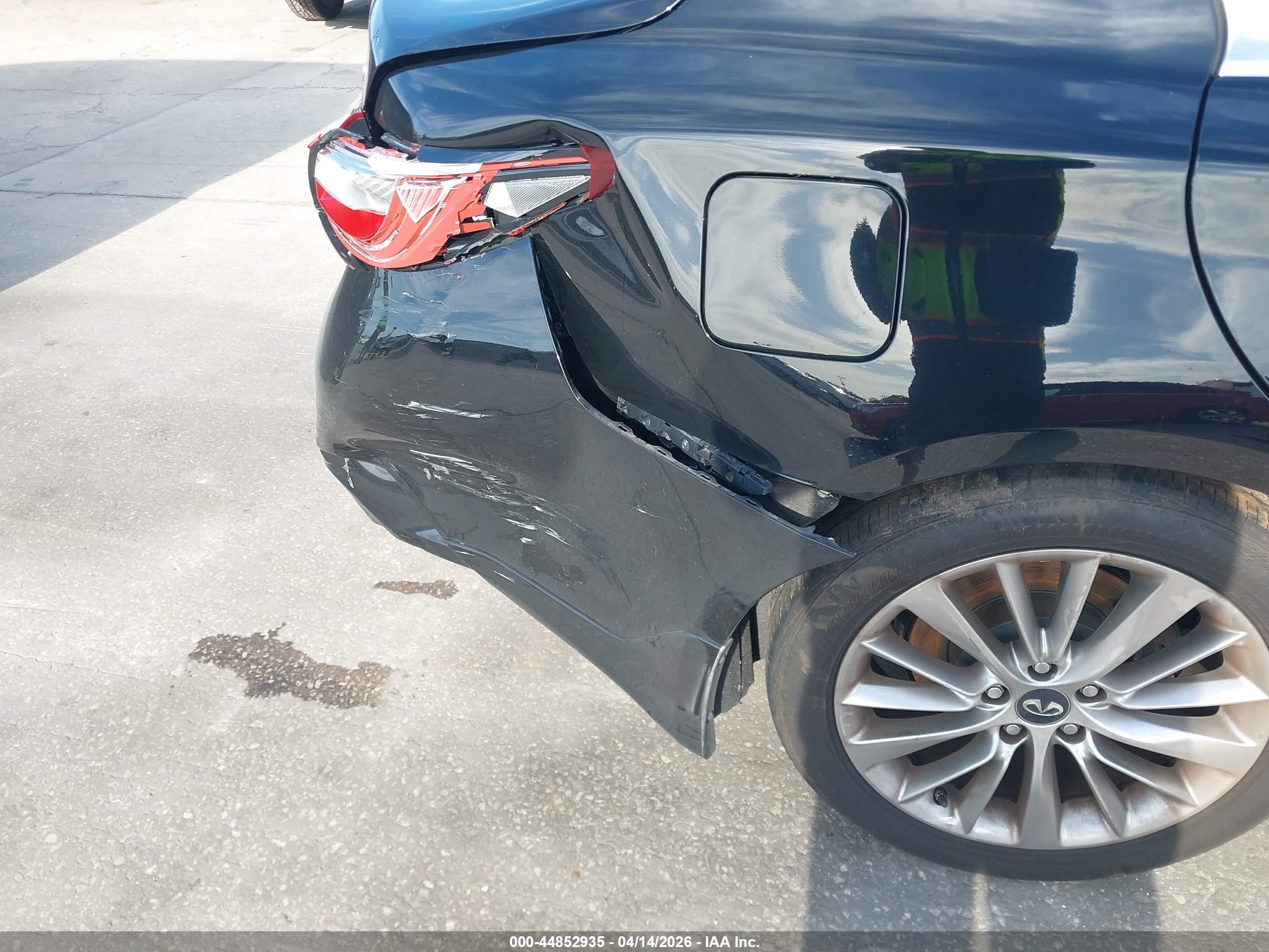 INFINITI Q50 image 6