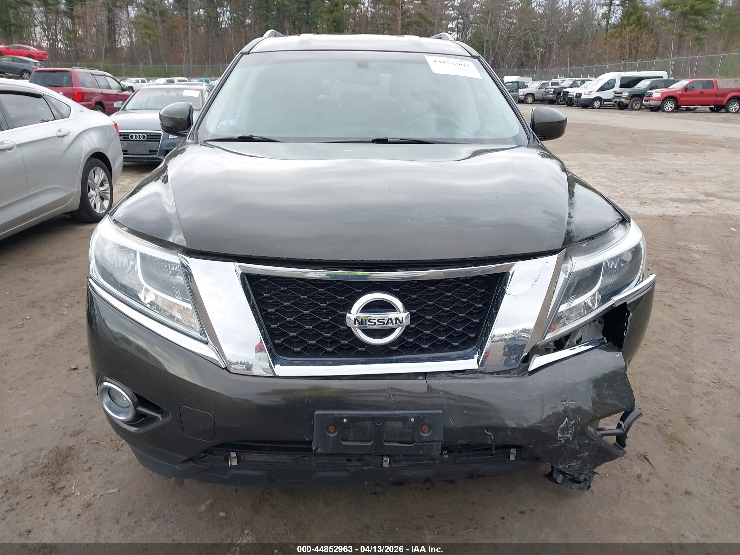 NISSAN PATHFINDER image 6