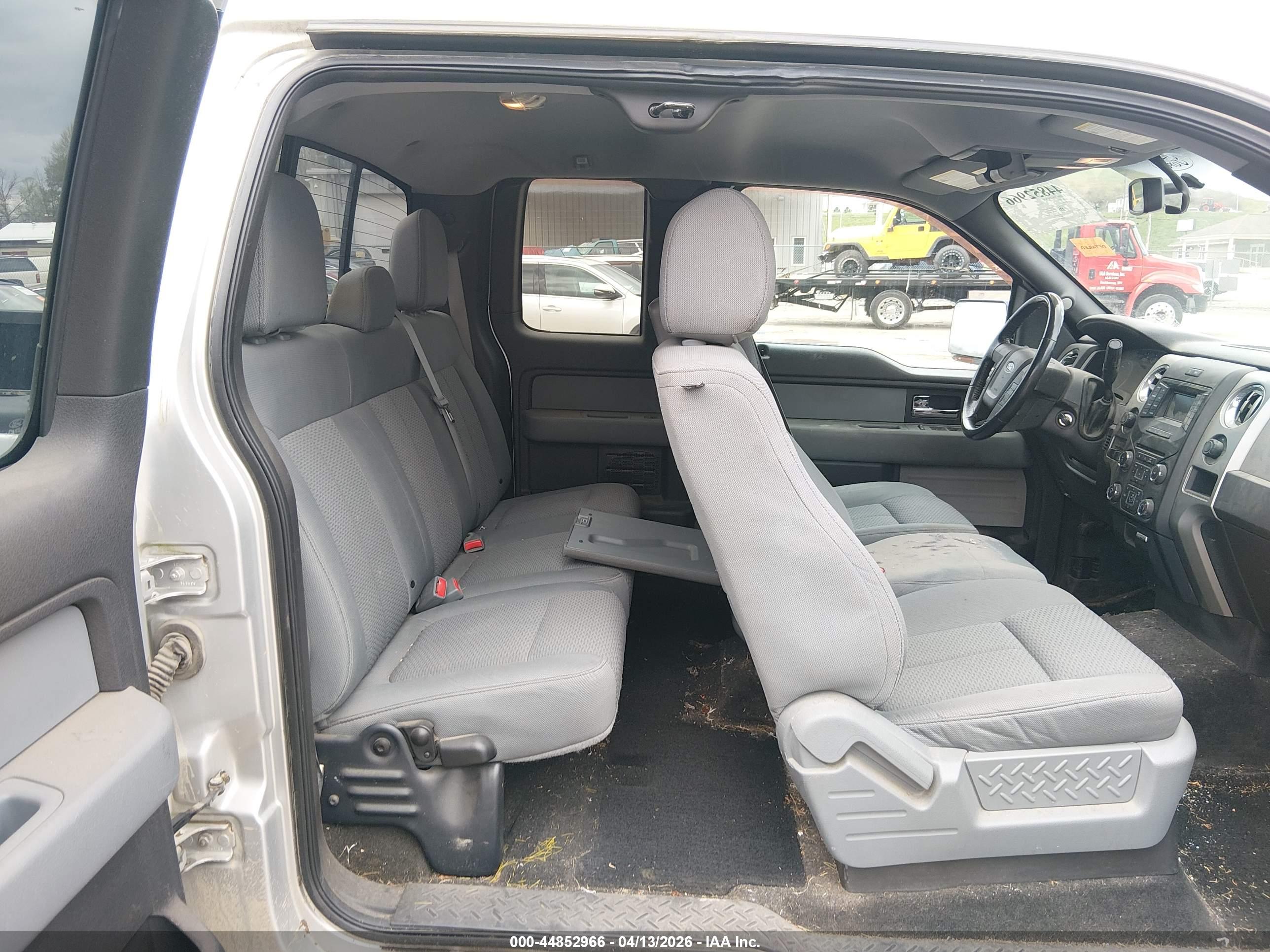 FORD F-150 image 8