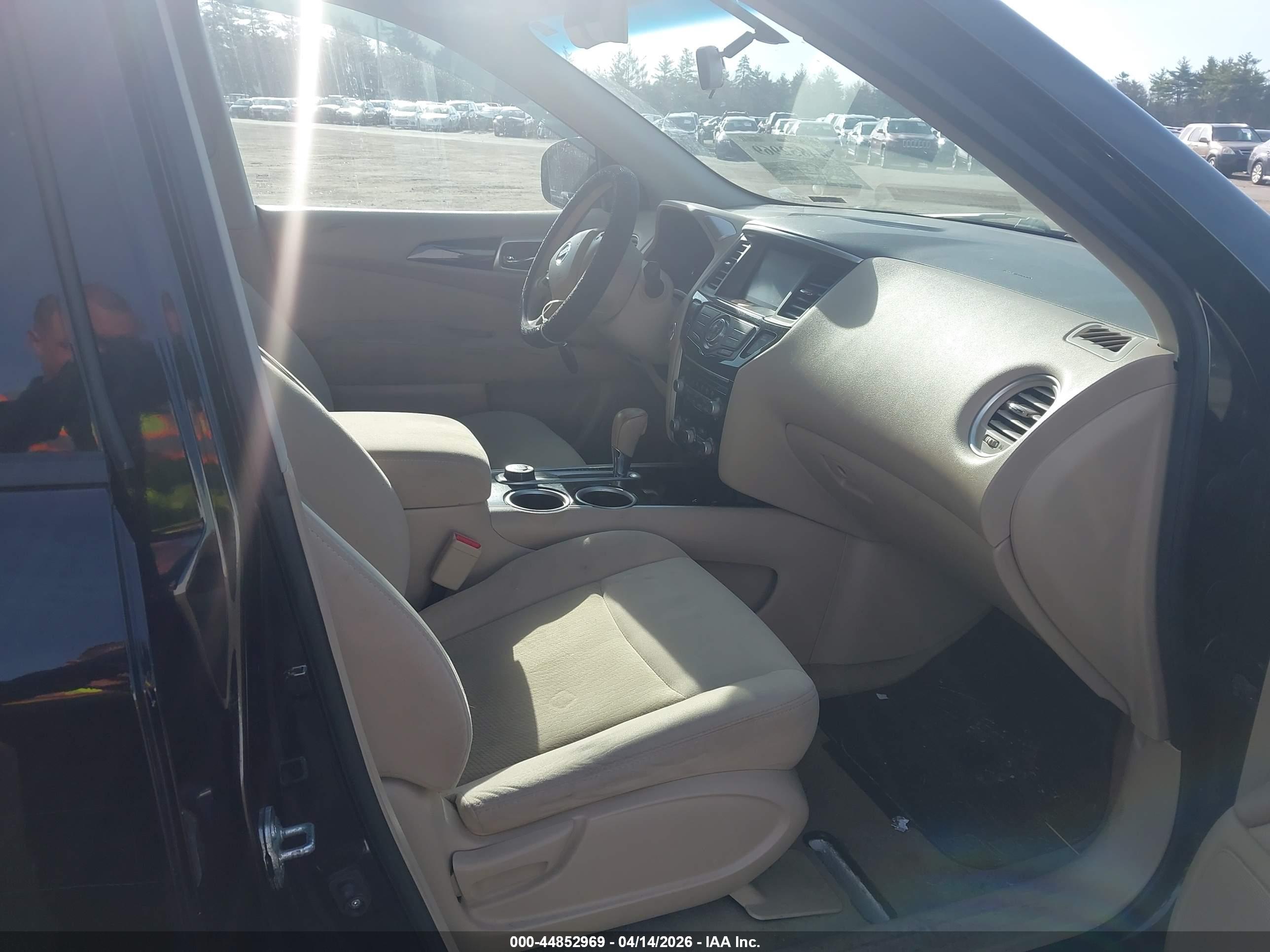 NISSAN PATHFINDER image 5