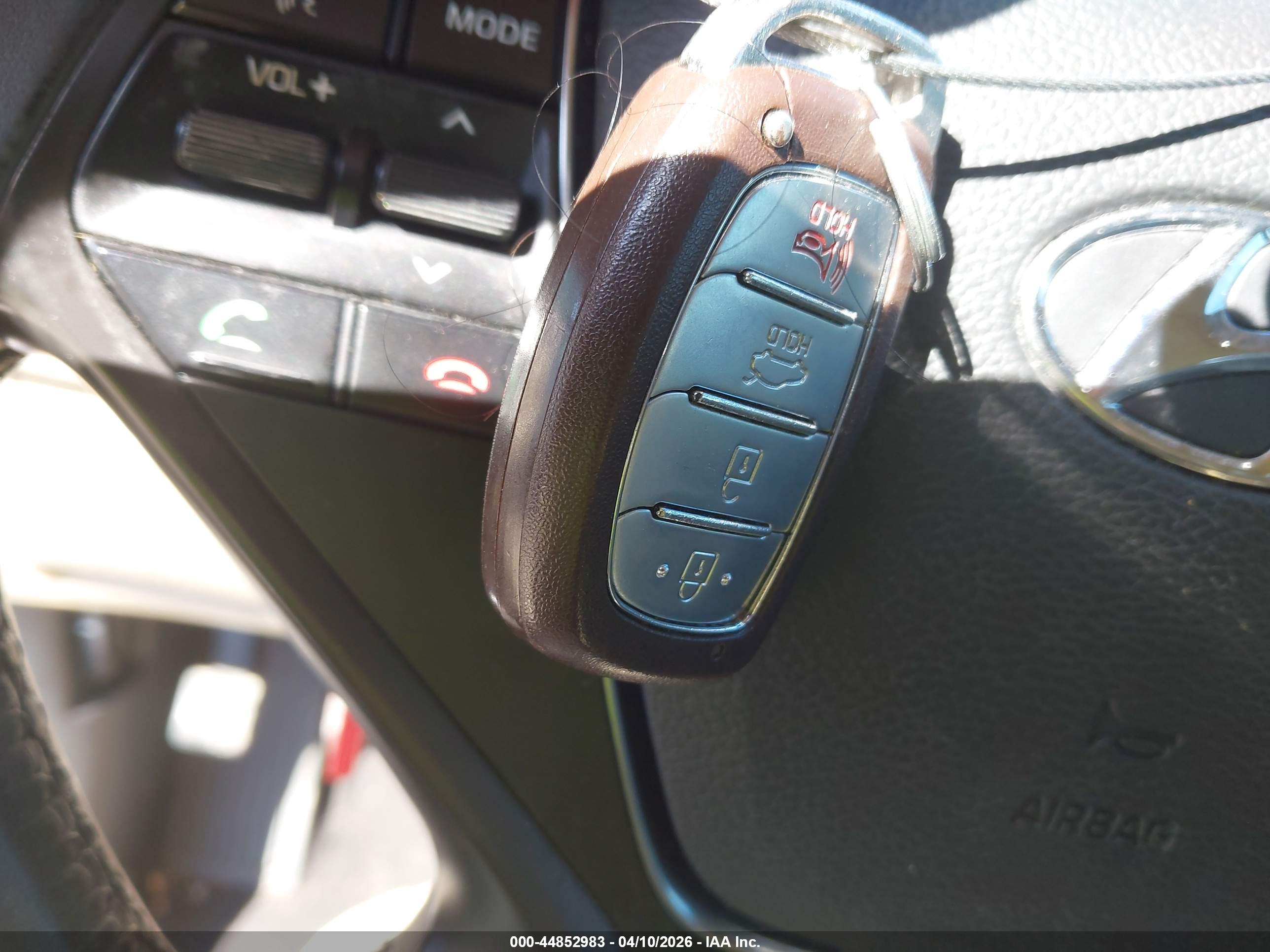 HYUNDAI SONATA image 11