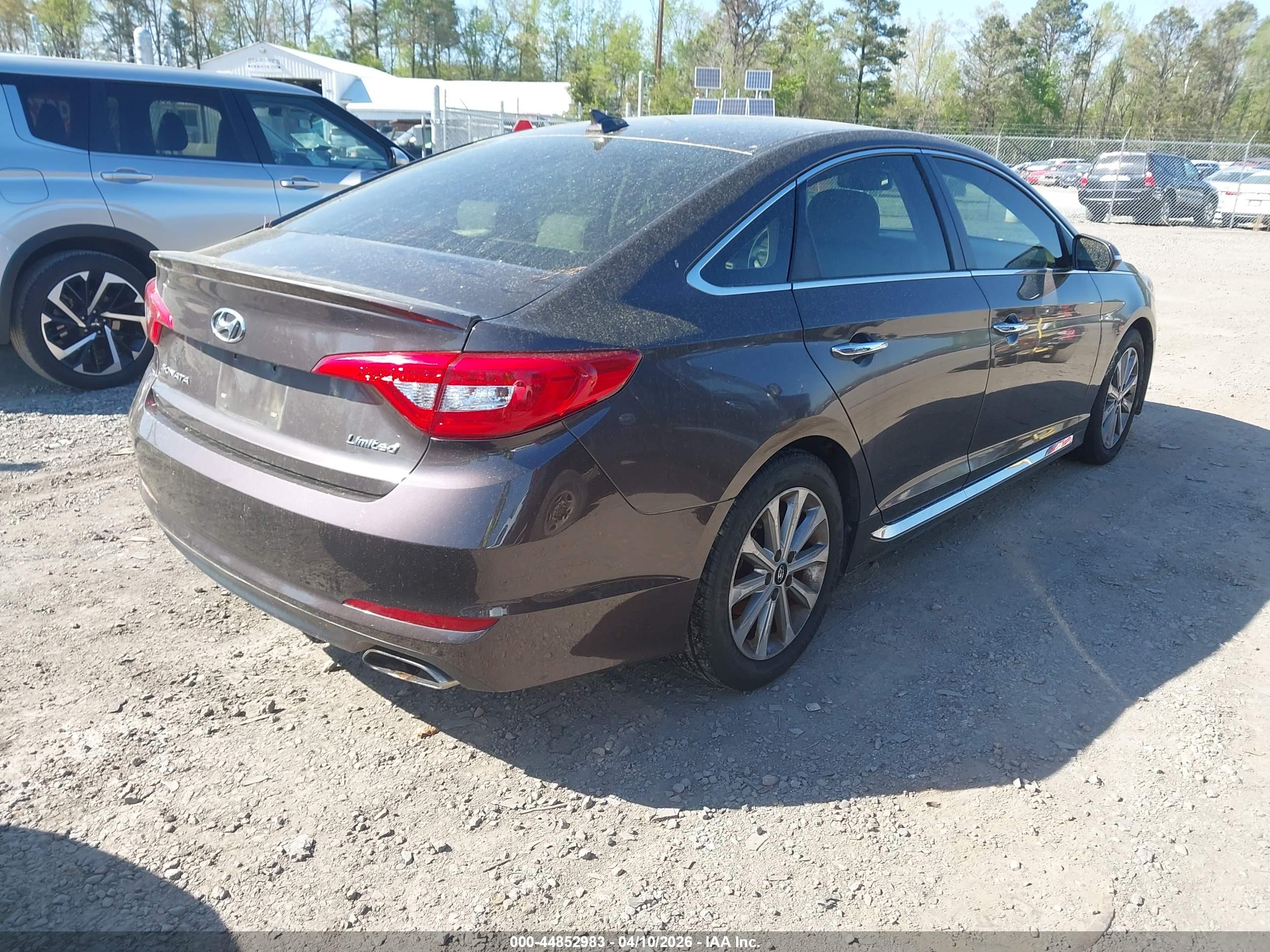 HYUNDAI SONATA image 4