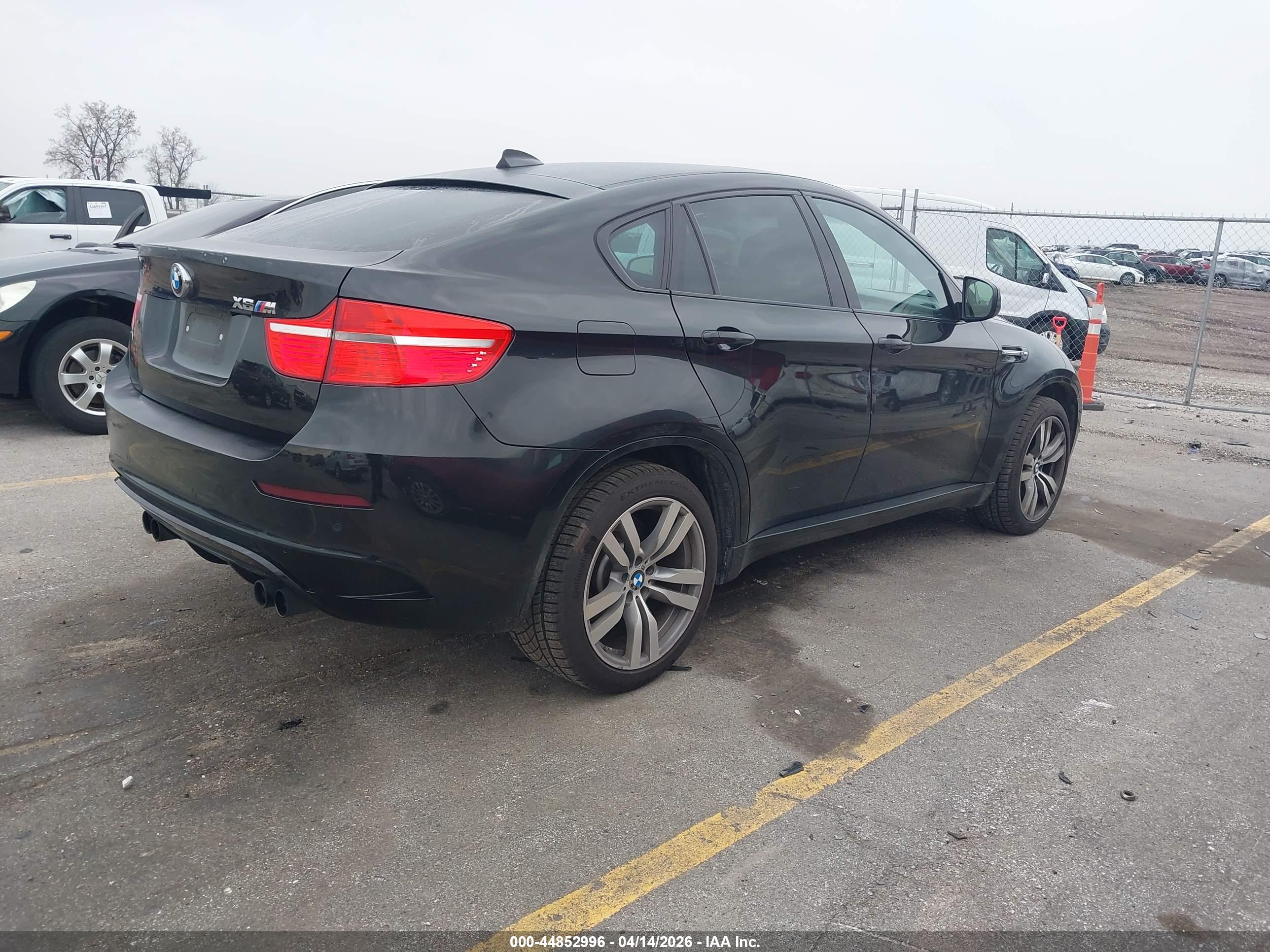BMW X6 image 4