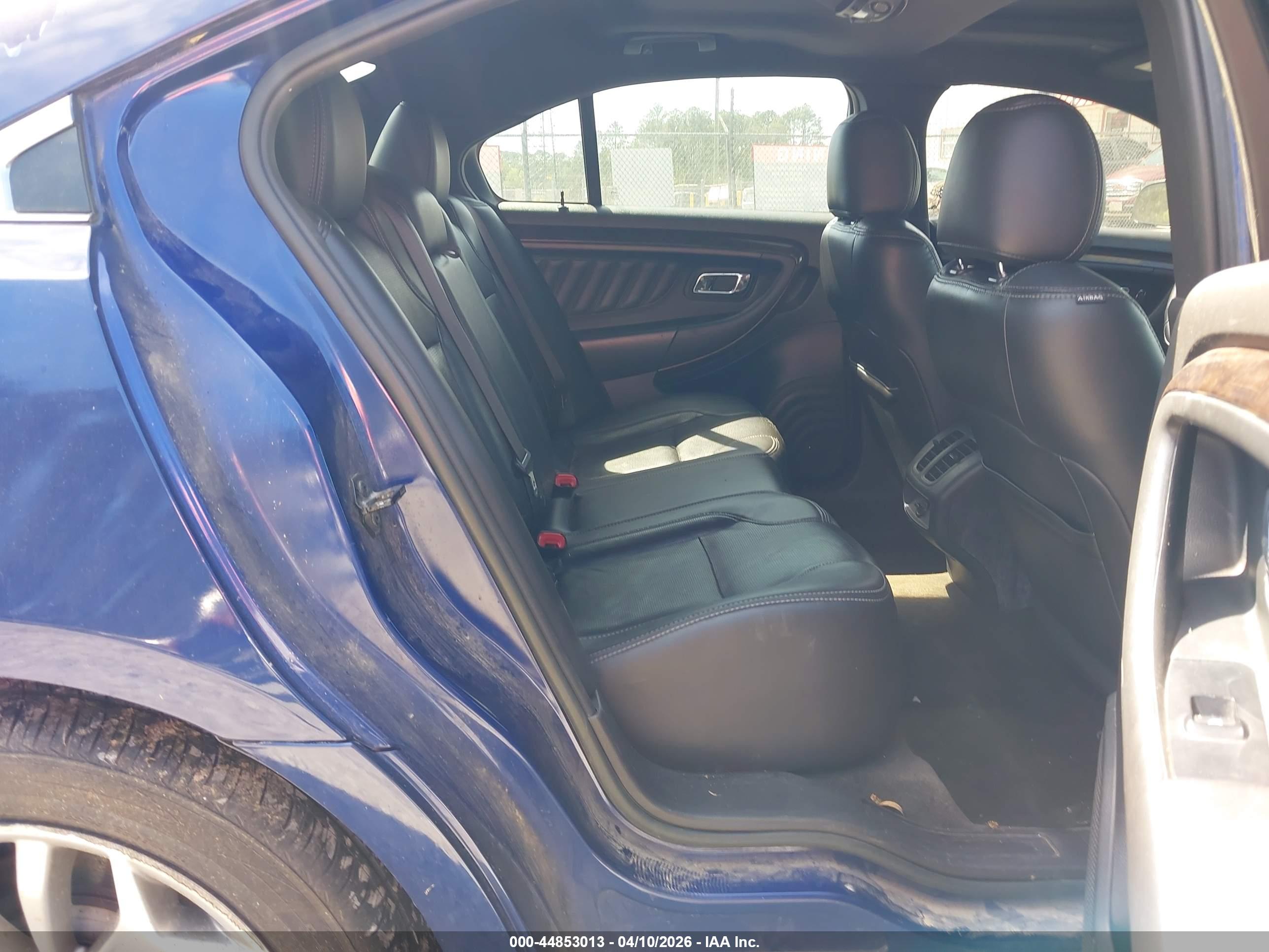 FORD TAURUS image 8