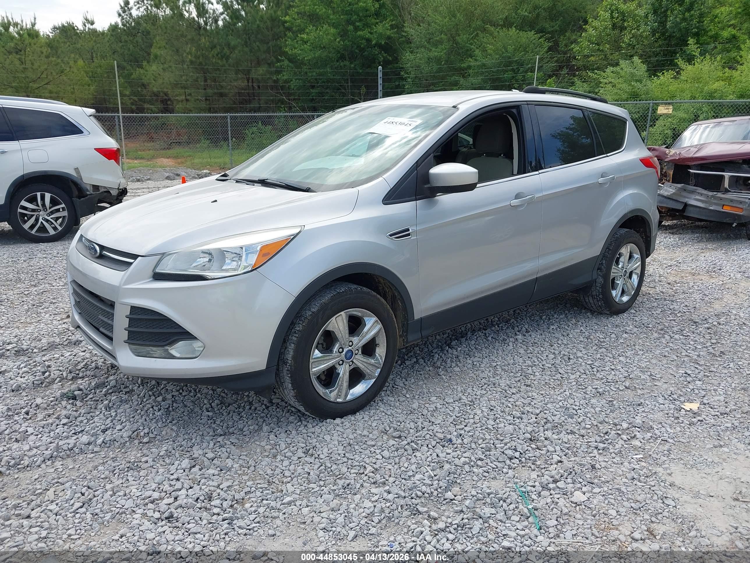 FORD ESCAPE image 2