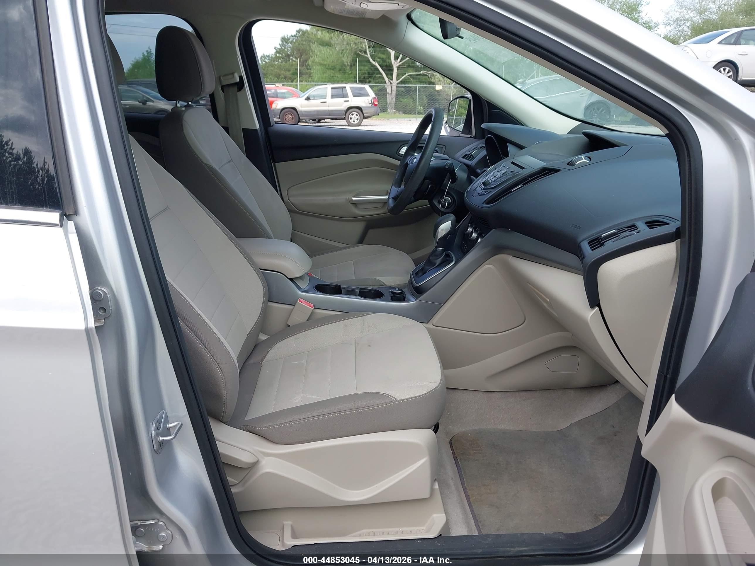 FORD ESCAPE image 5