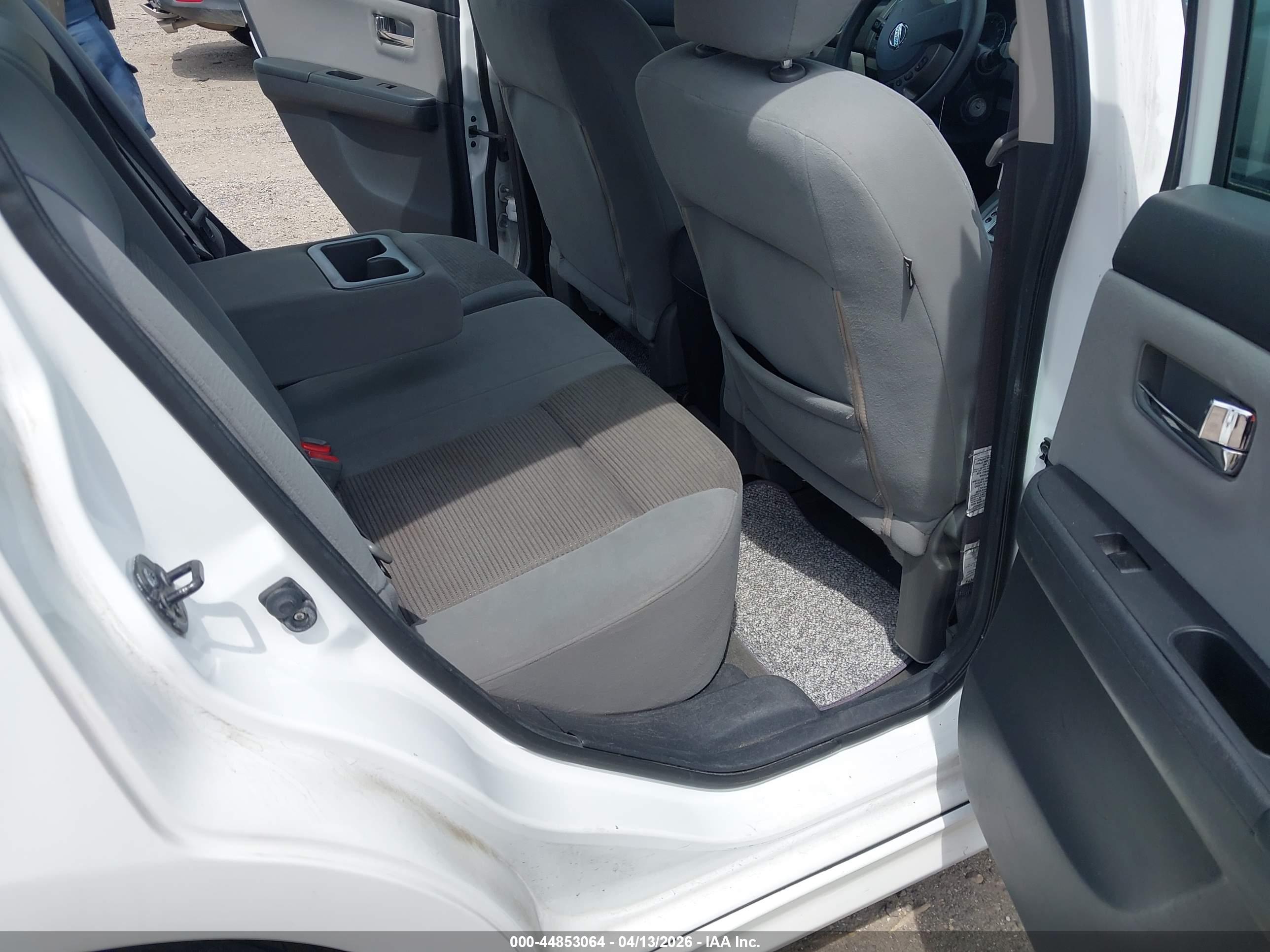 NISSAN SENTRA image 8