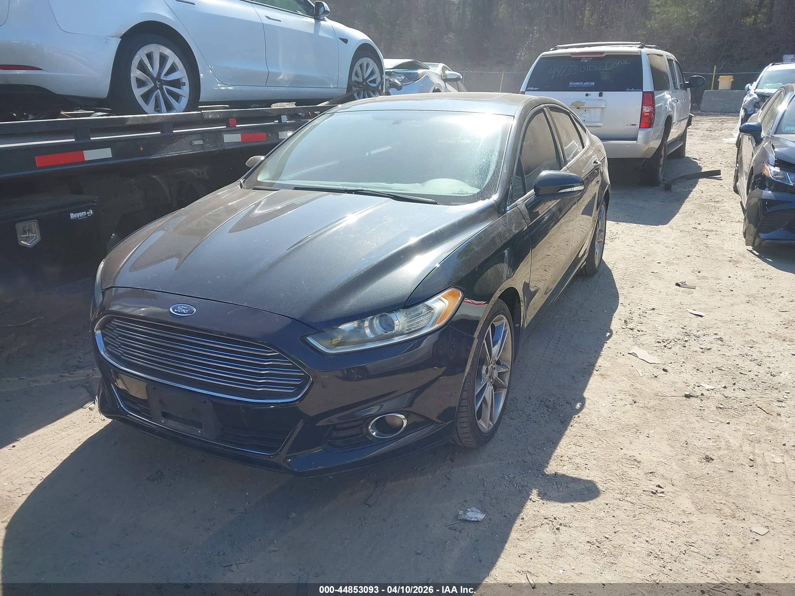 FORD FUSION image 2