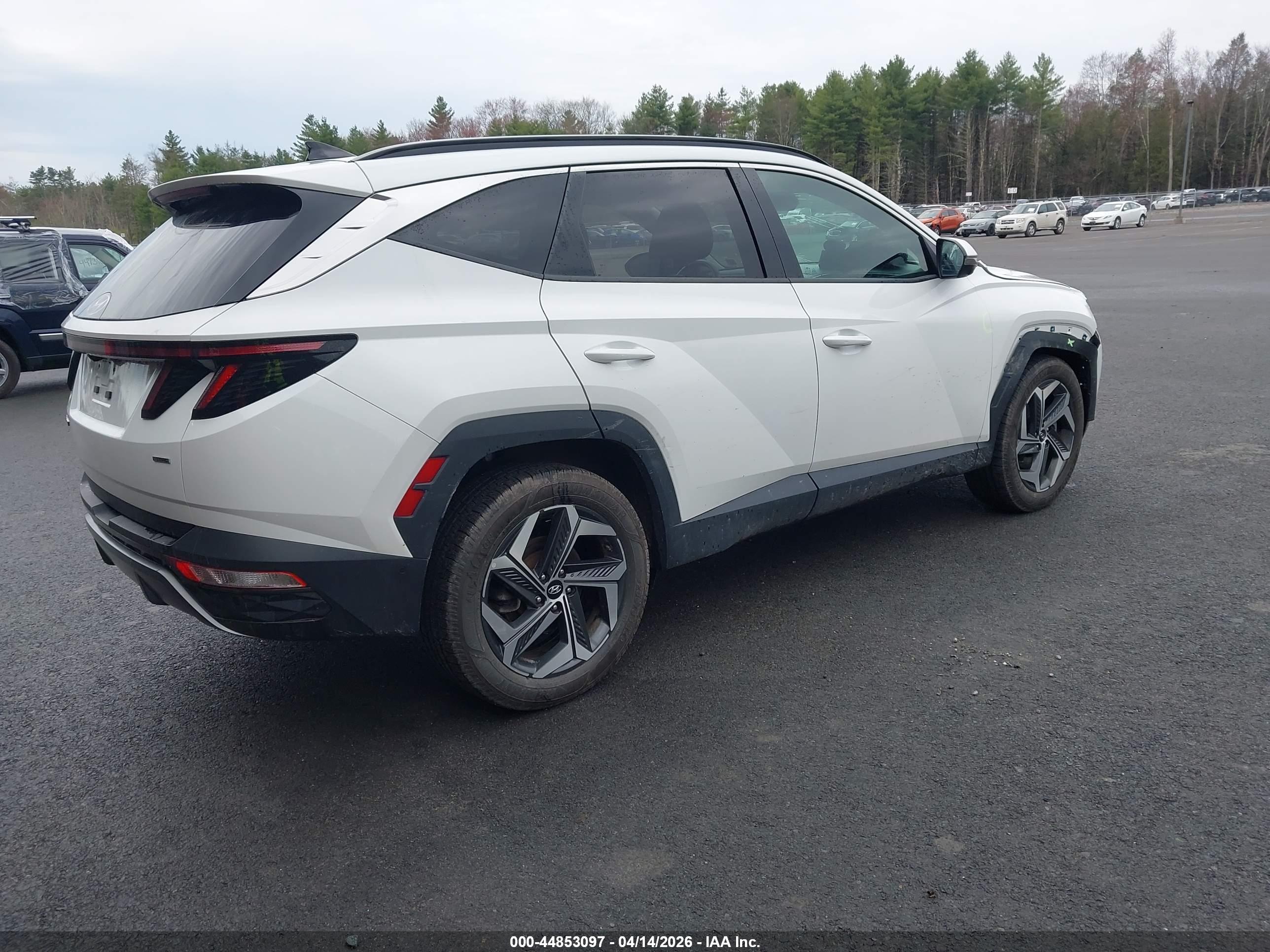 HYUNDAI TUCSON image 4
