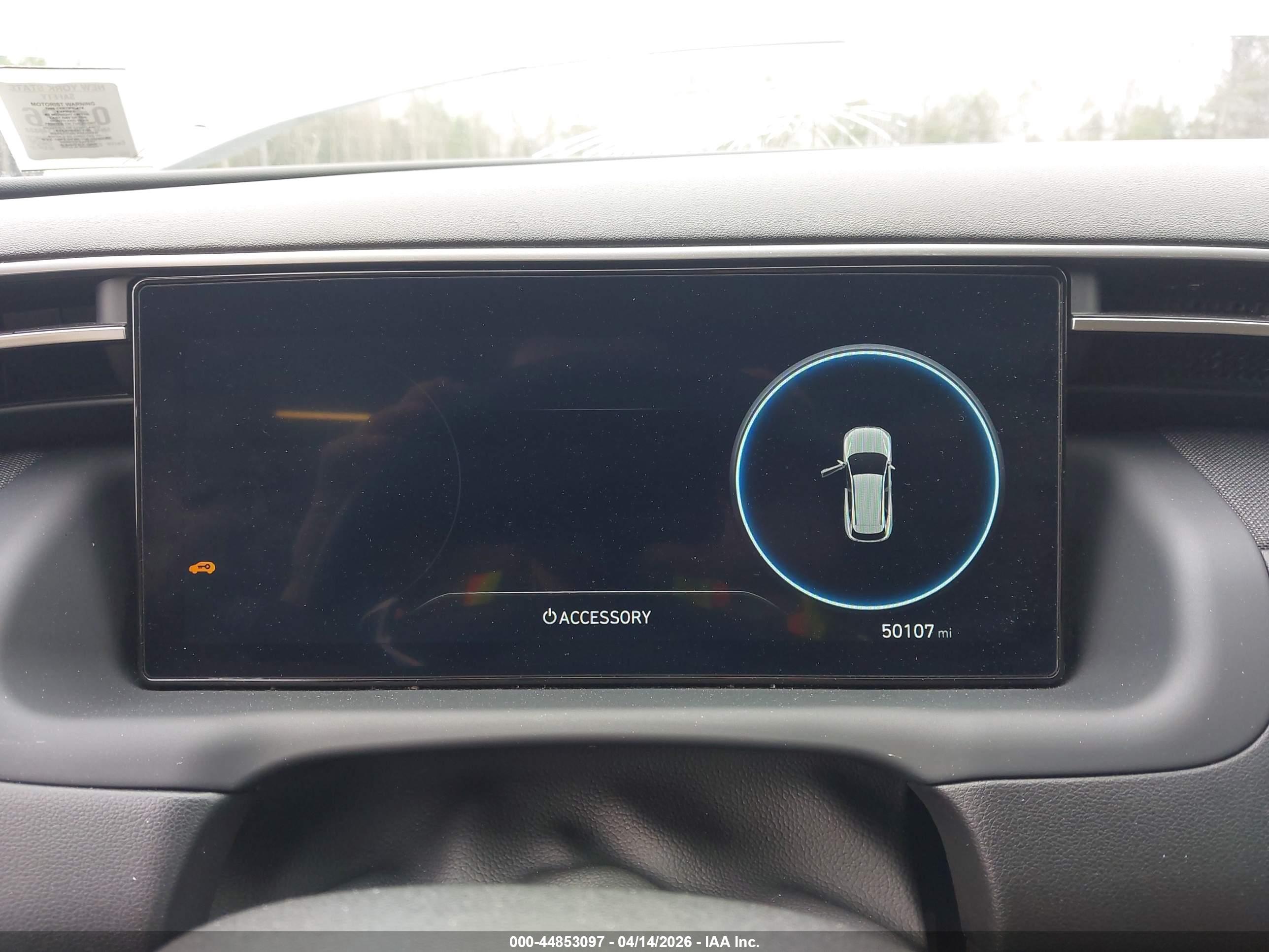 HYUNDAI TUCSON image 7