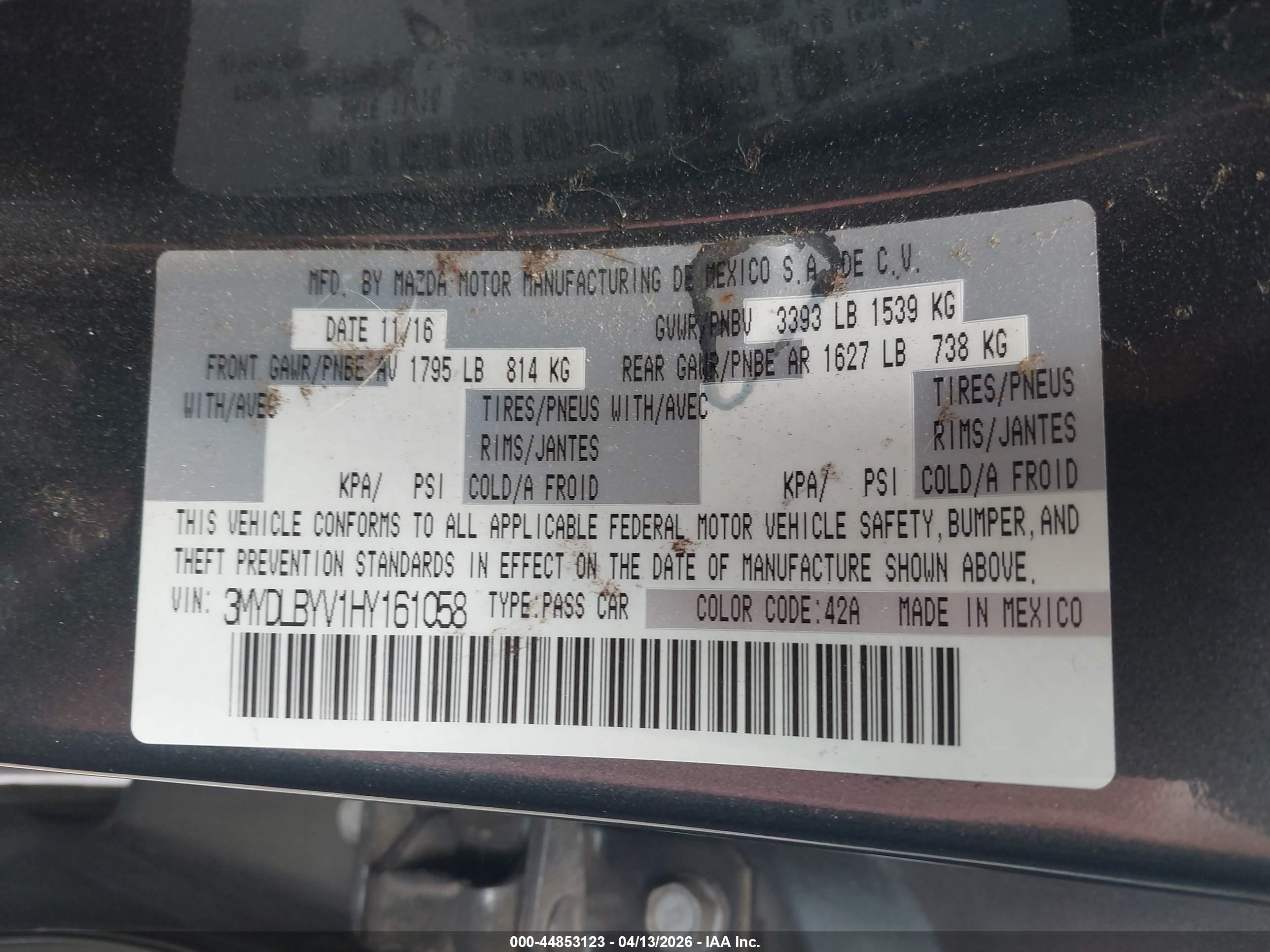 TOYOTA YARIS image 9