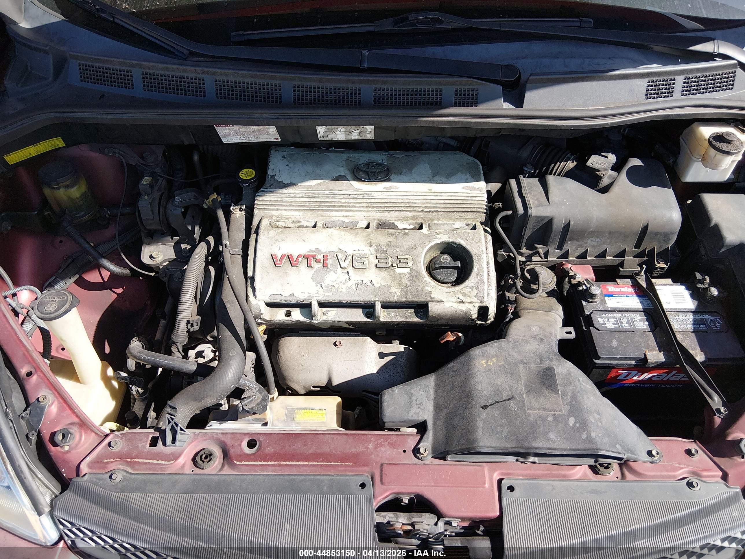 TOYOTA SIENNA image 10