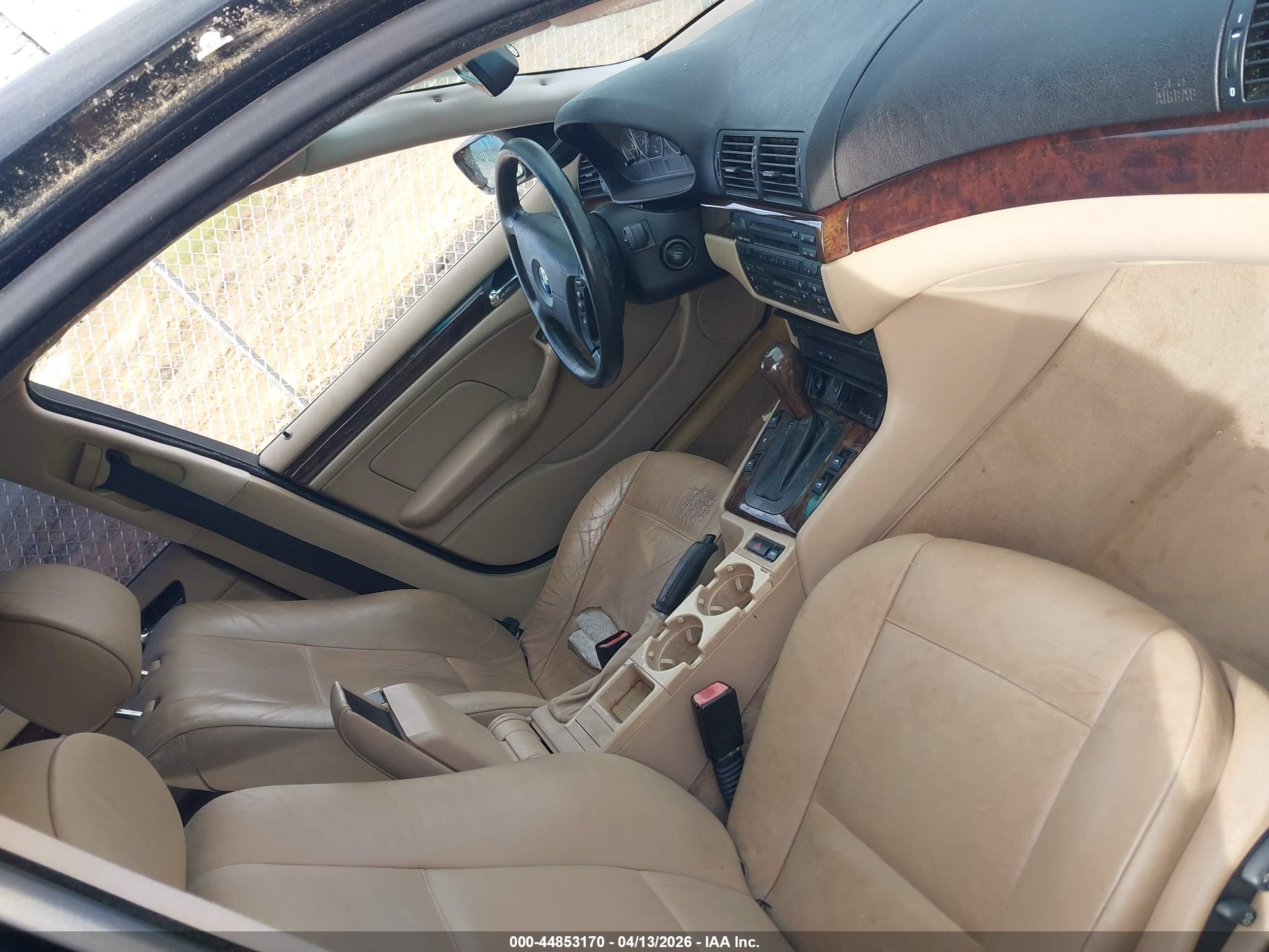 BMW 330I image 5