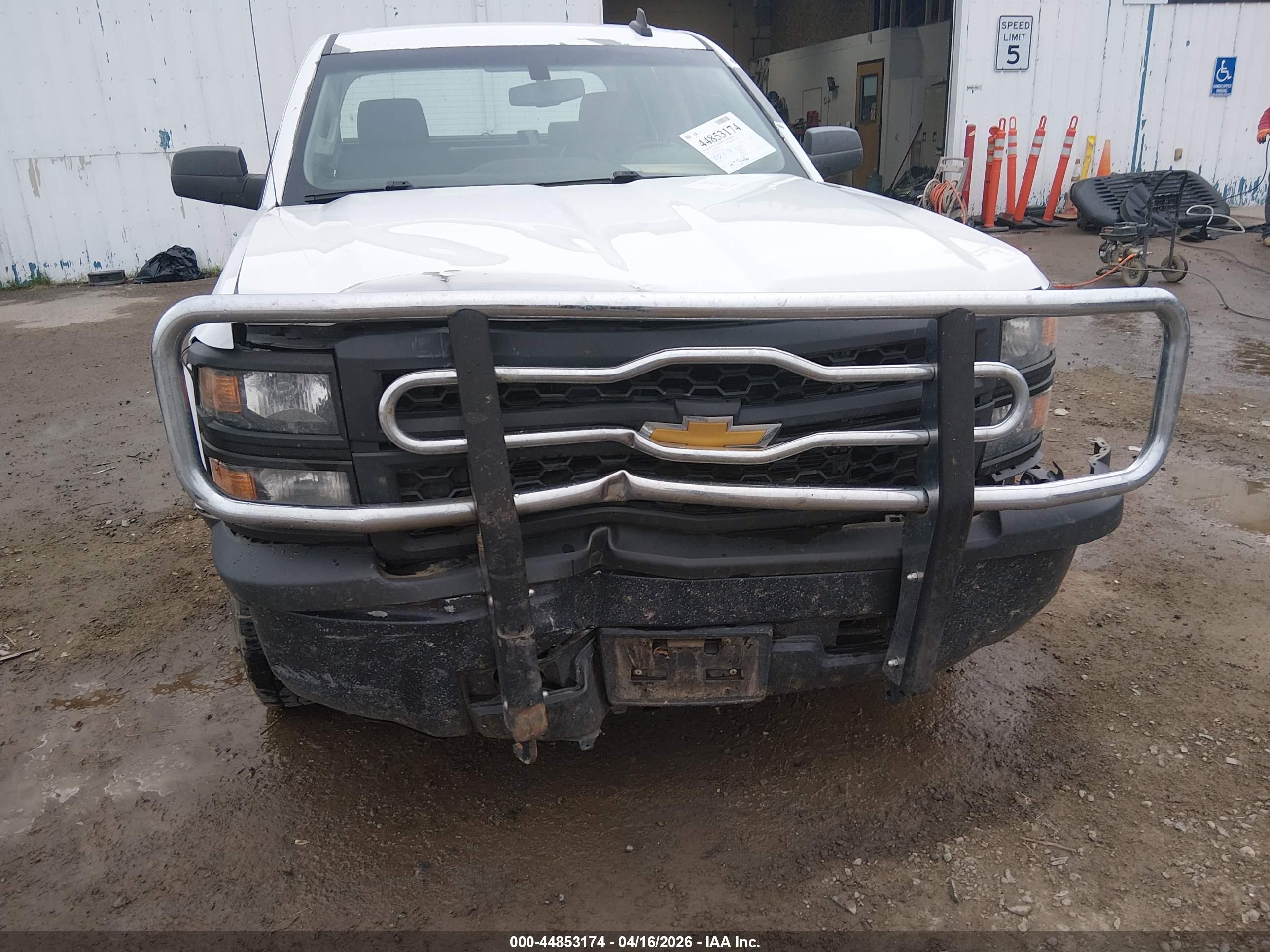 CHEVROLET SILVERADO image 6