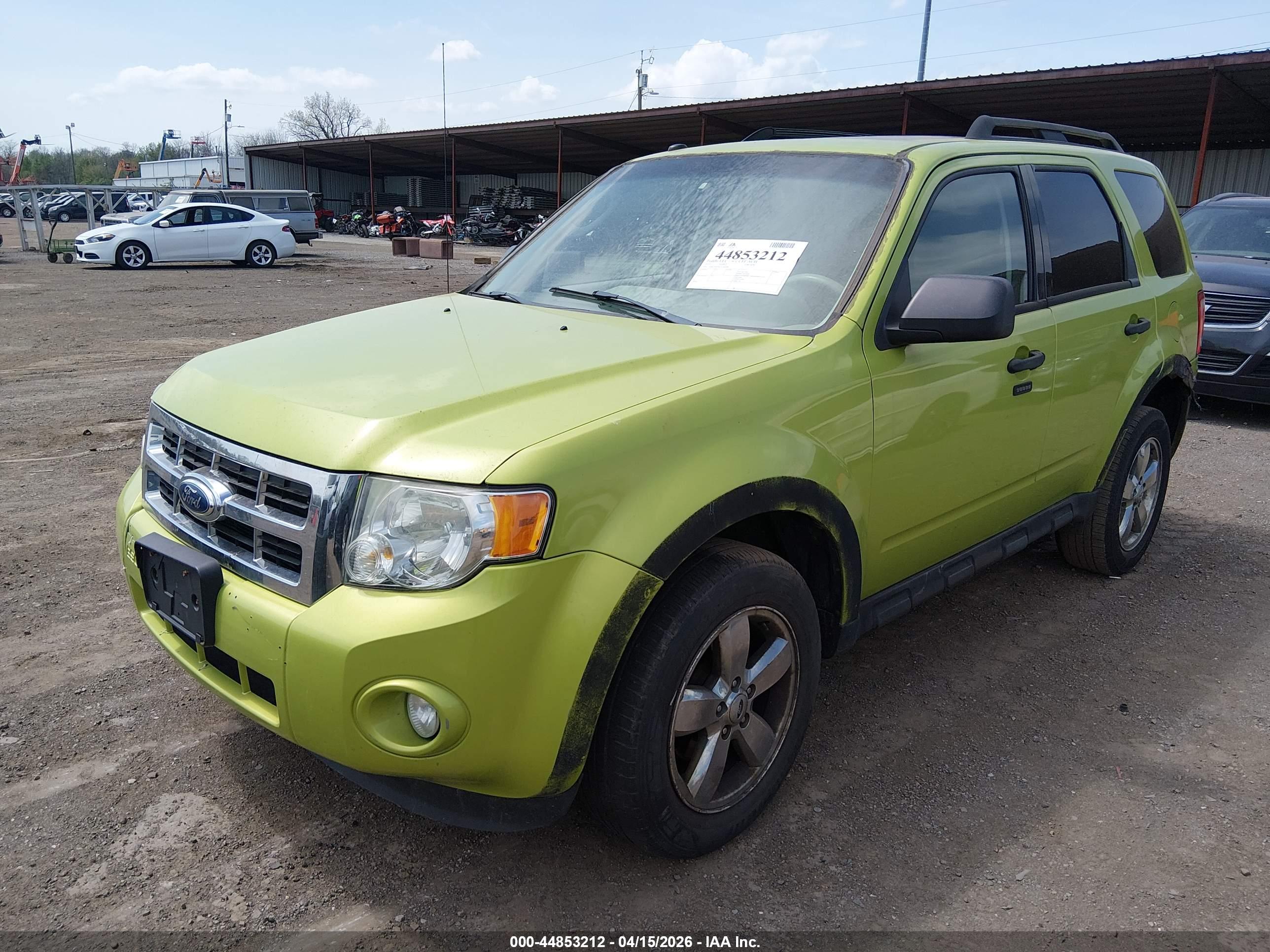 FORD ESCAPE image 2