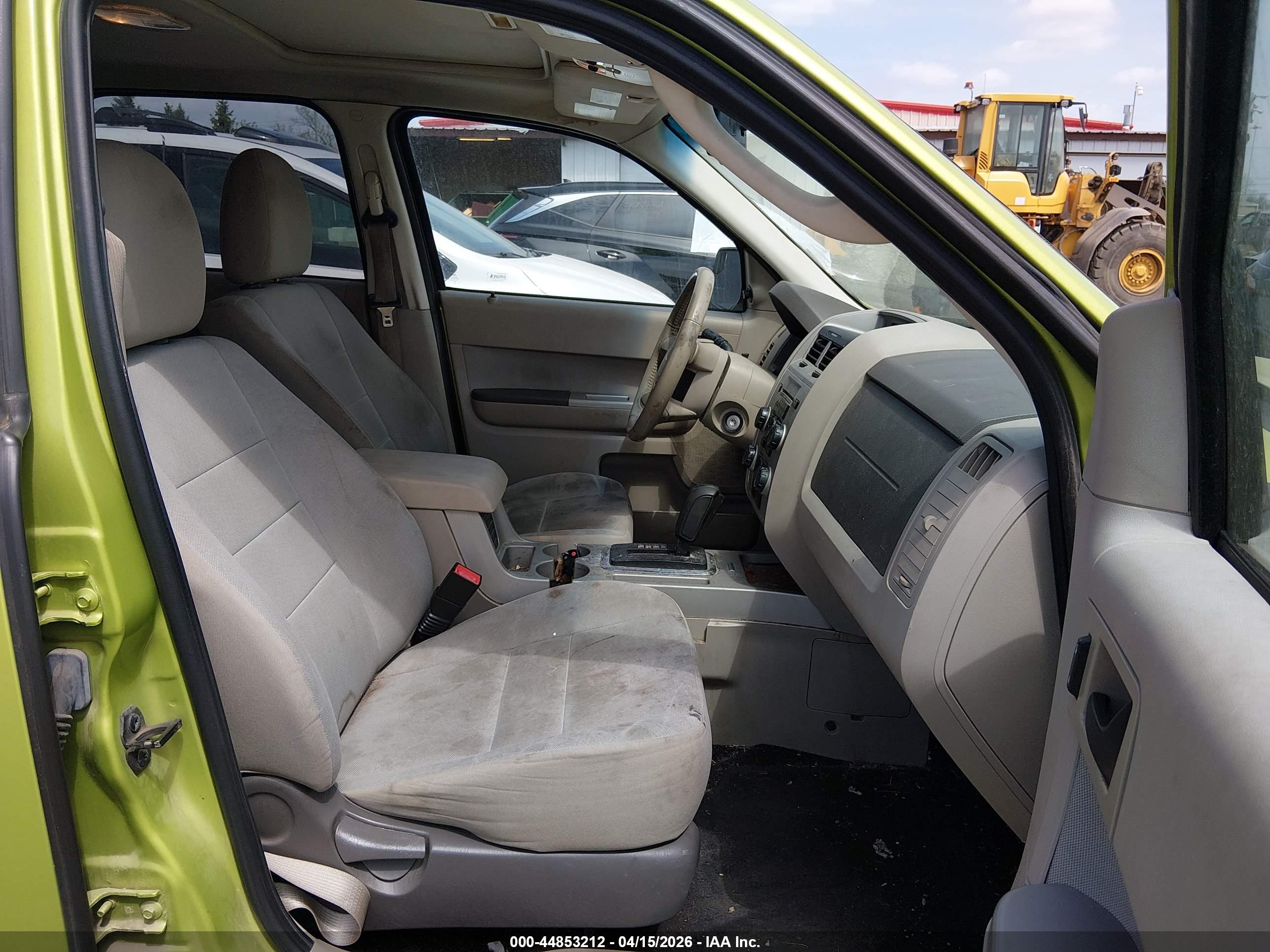 FORD ESCAPE image 5