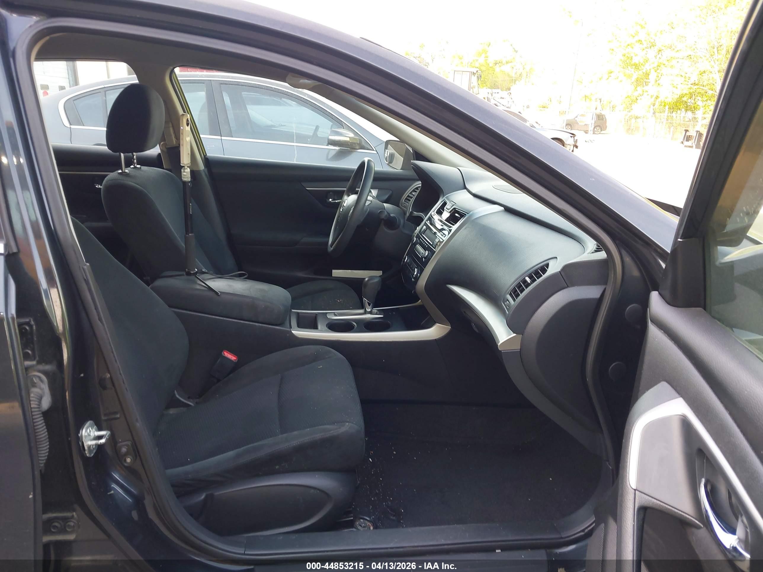 NISSAN ALTIMA image 5