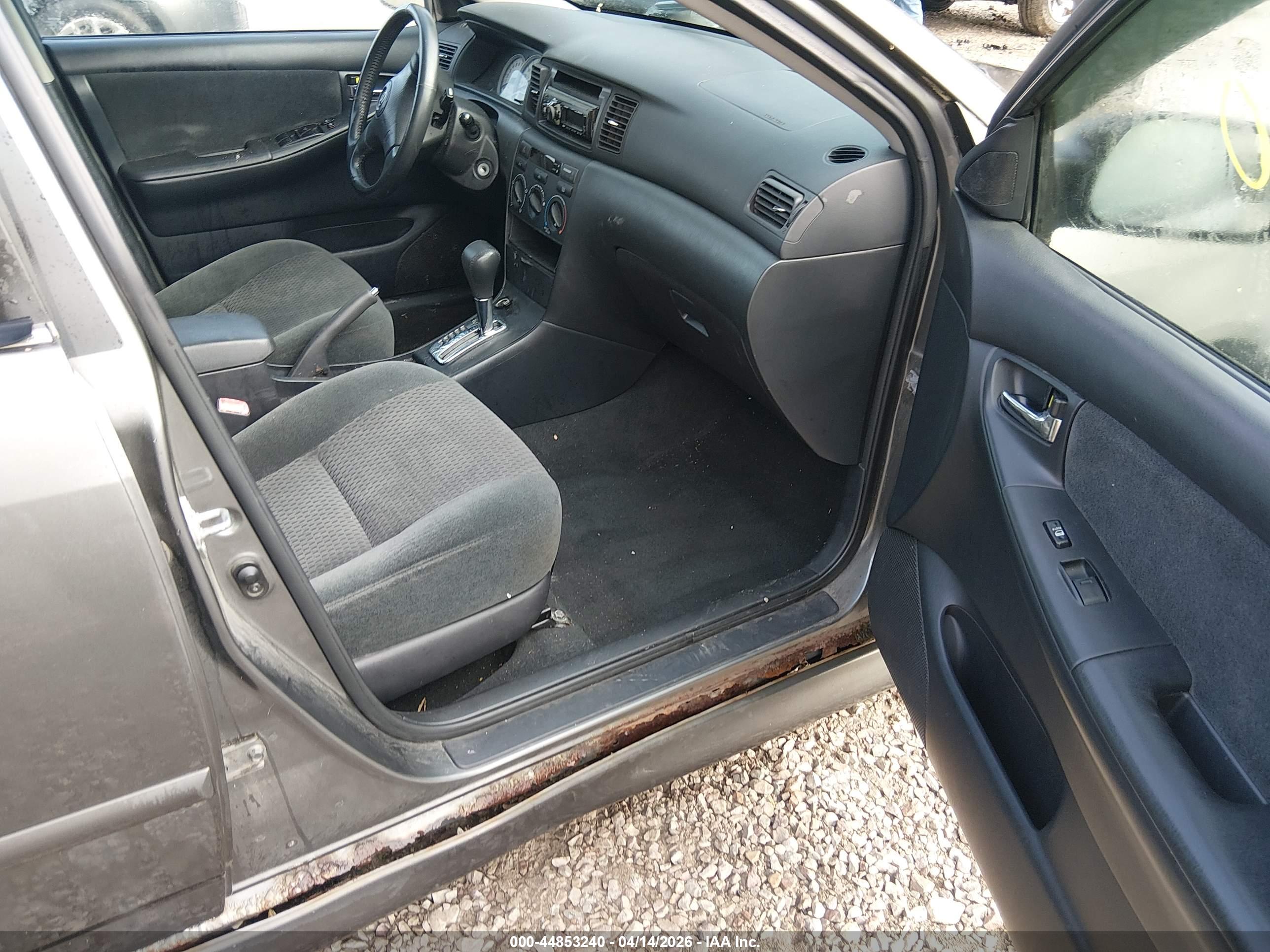 TOYOTA COROLLA image 5