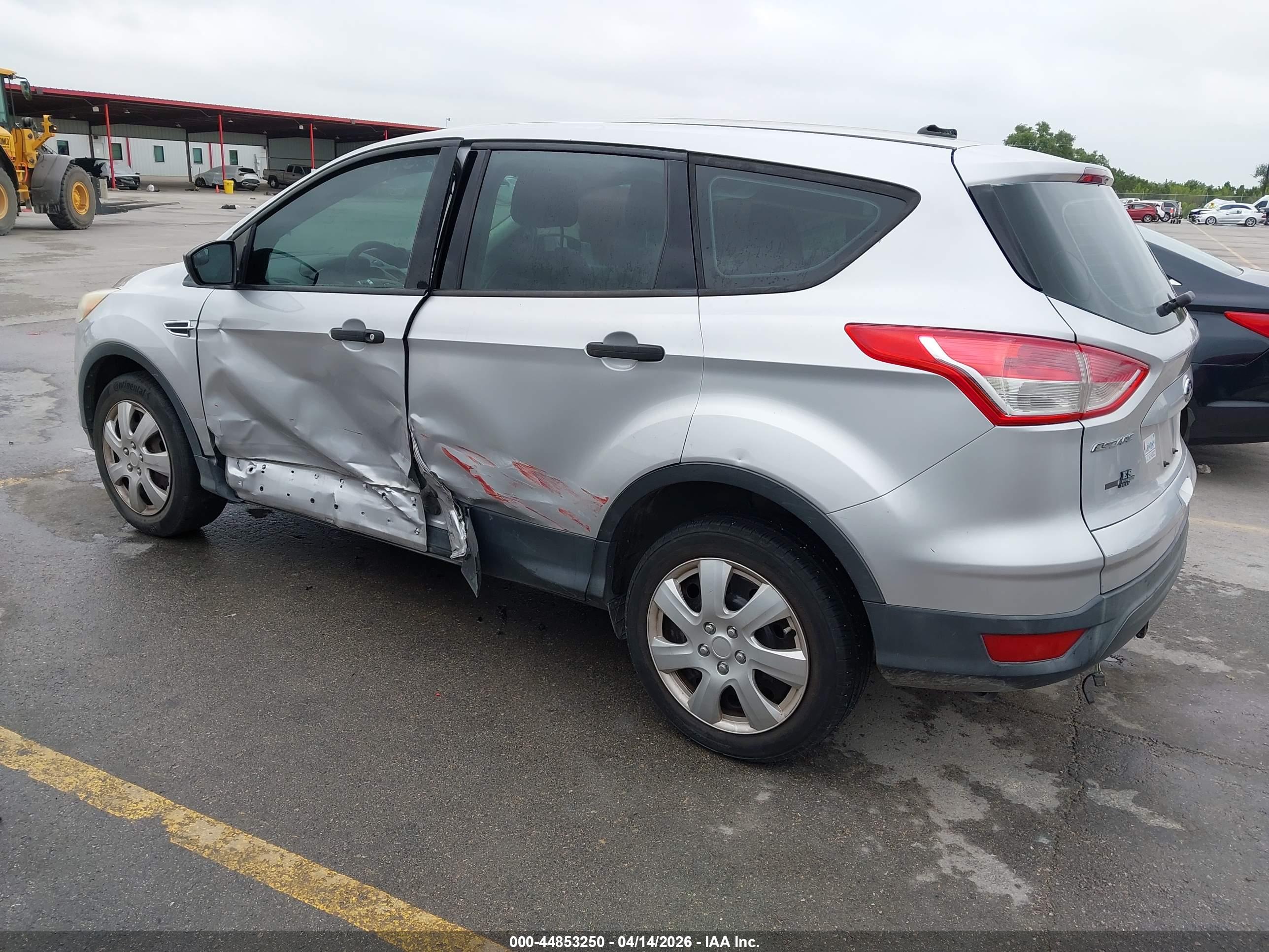 FORD ESCAPE image 3