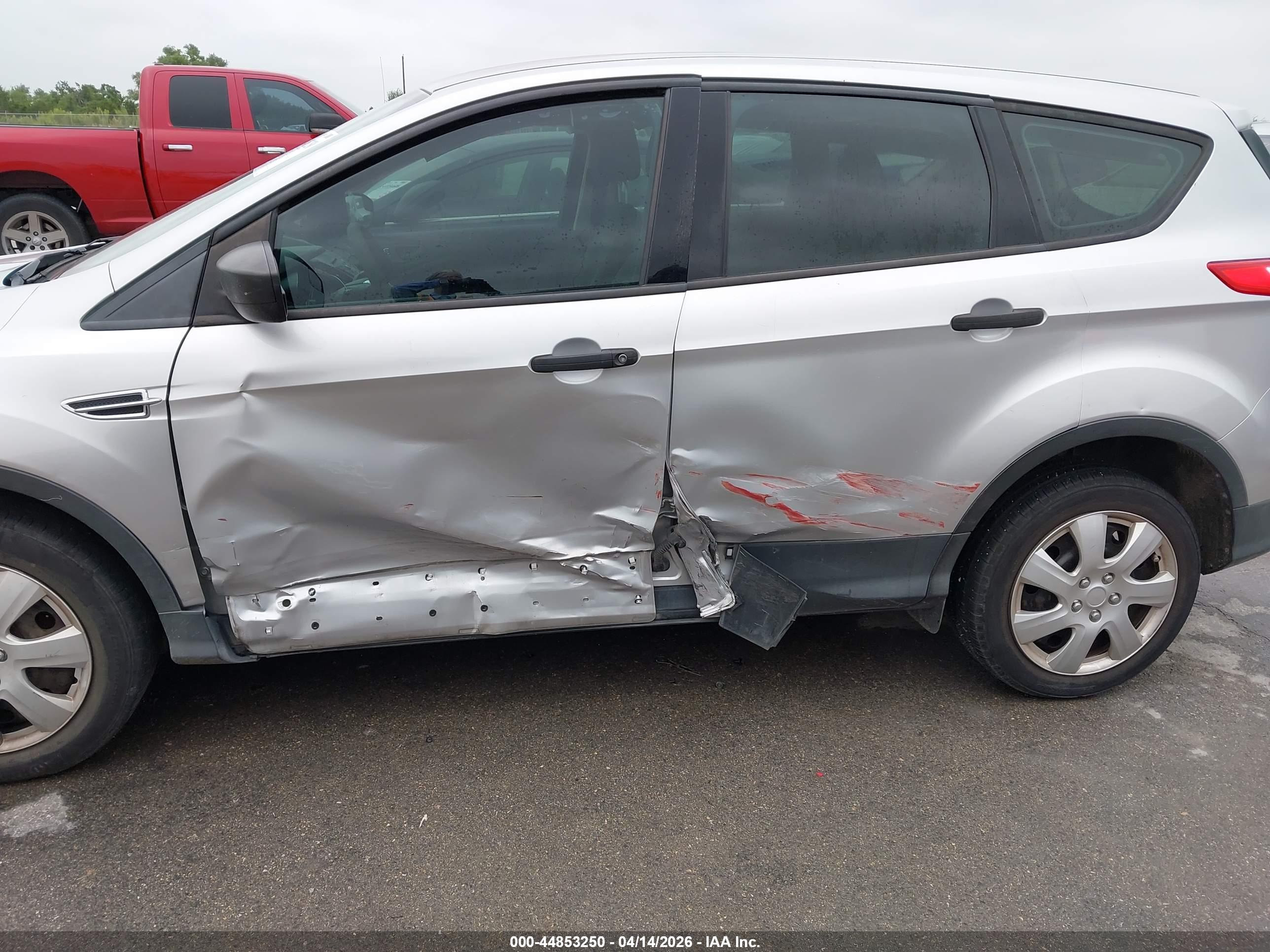FORD ESCAPE image 6