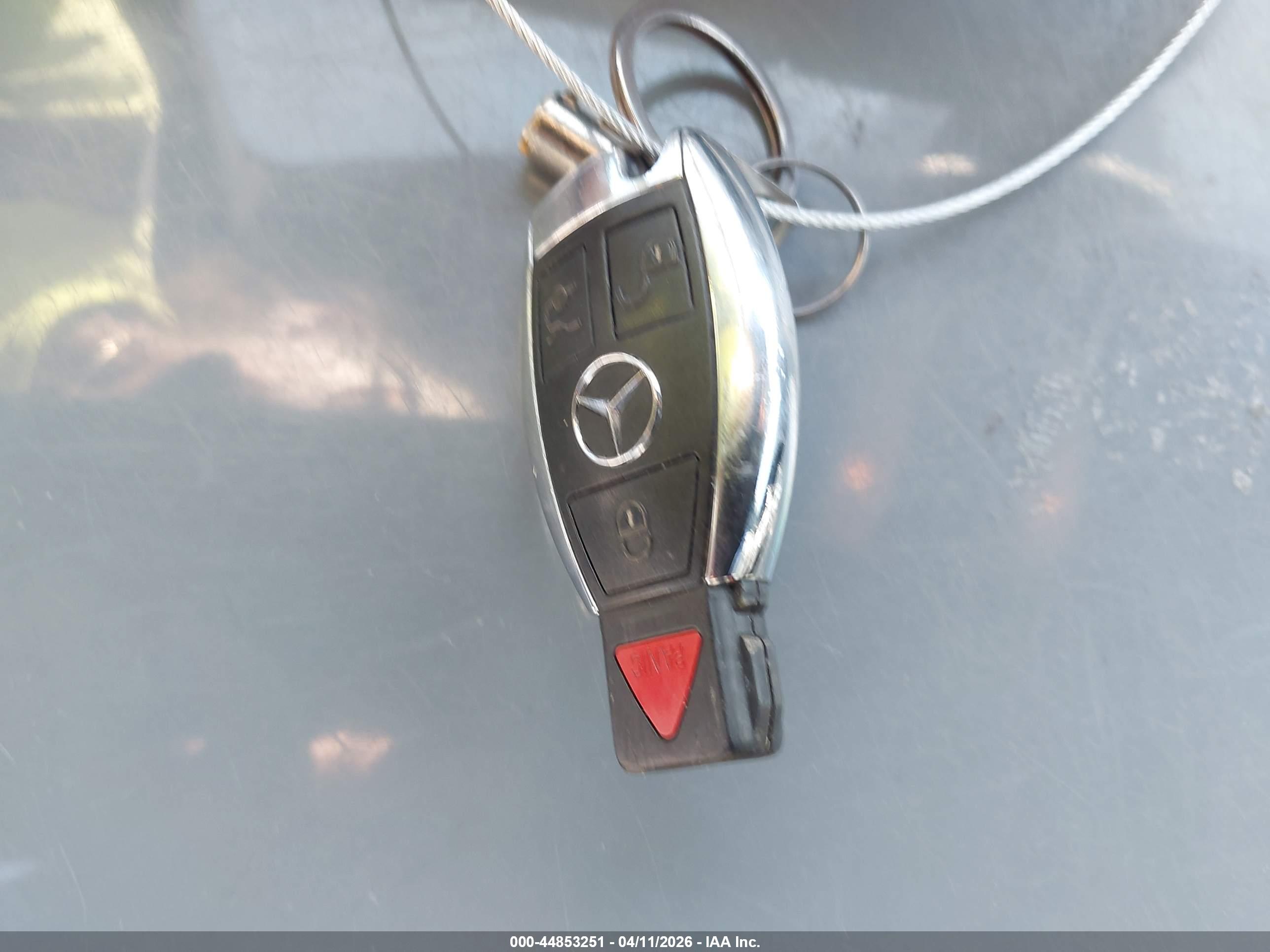 MERCEDES-BENZ C image 11