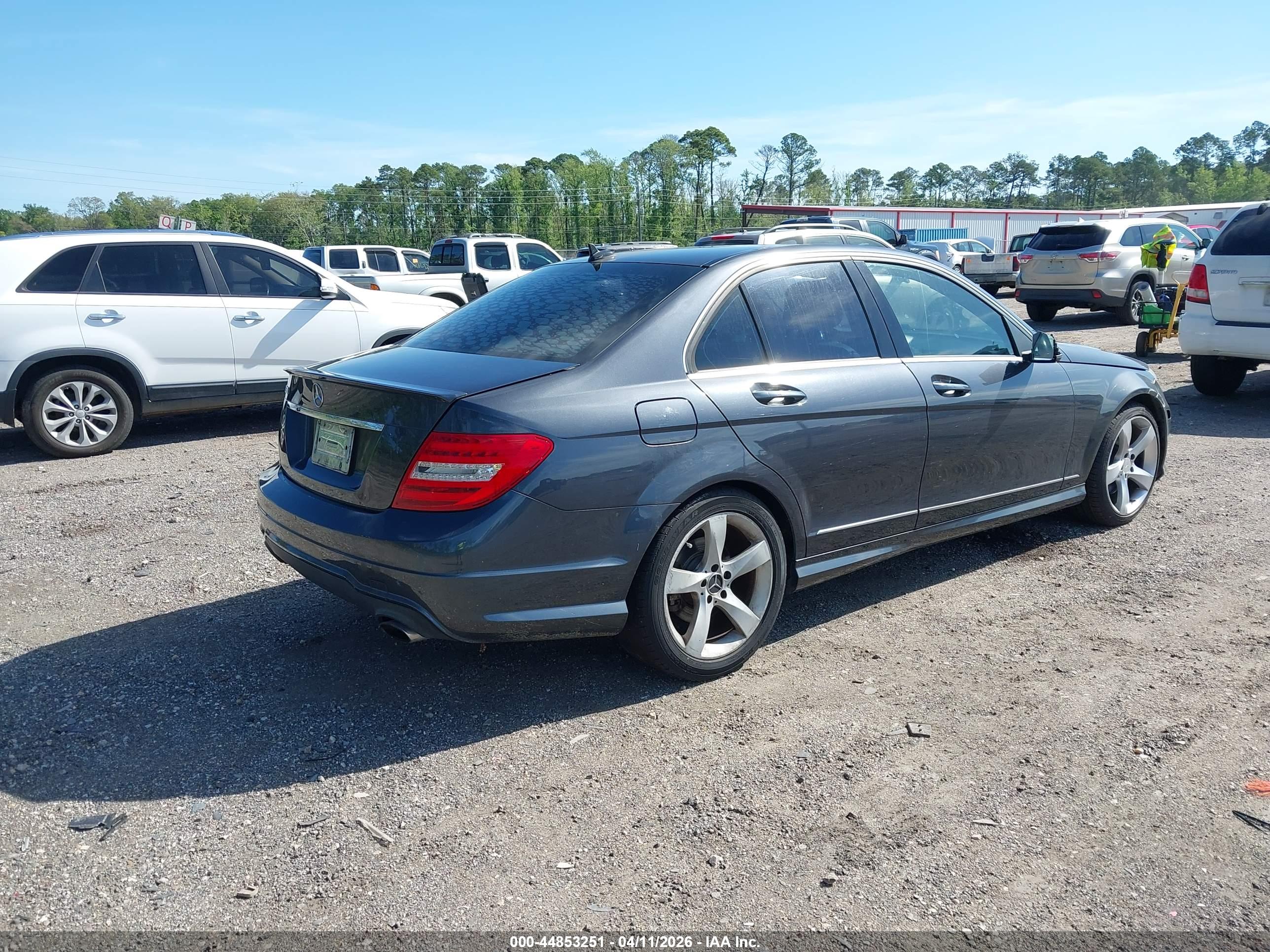 MERCEDES-BENZ C image 4