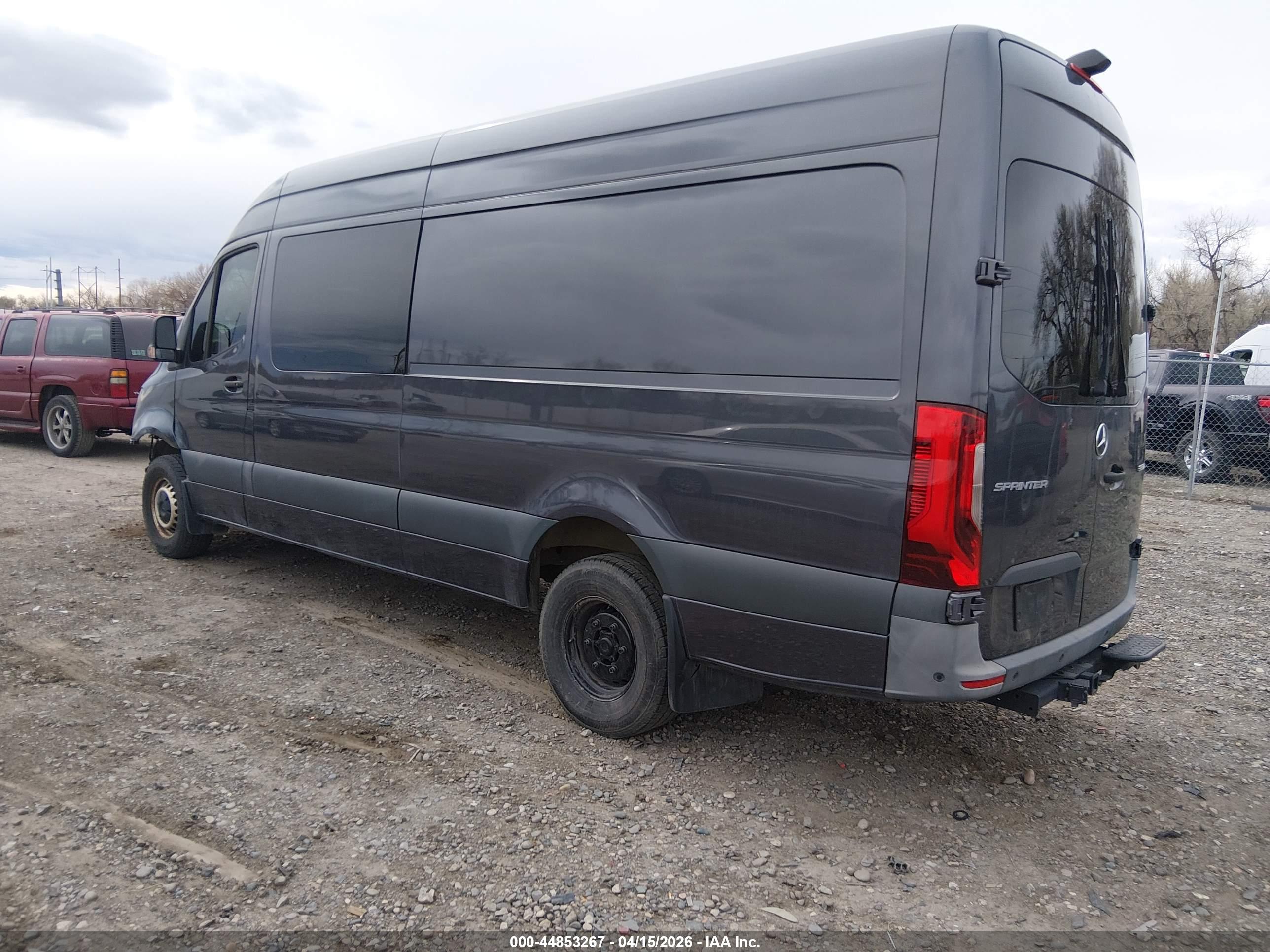 MERCEDES-BENZ SPRINTER image 3
