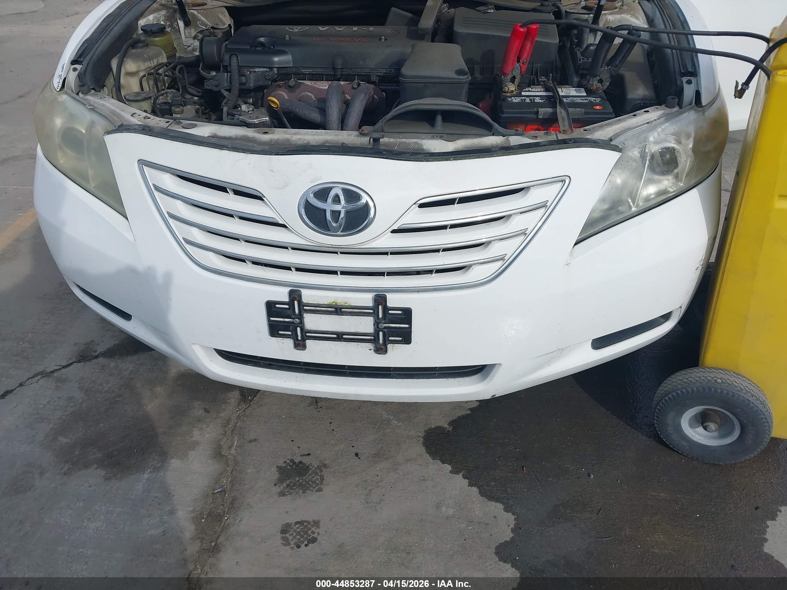 TOYOTA CAMRY image 6