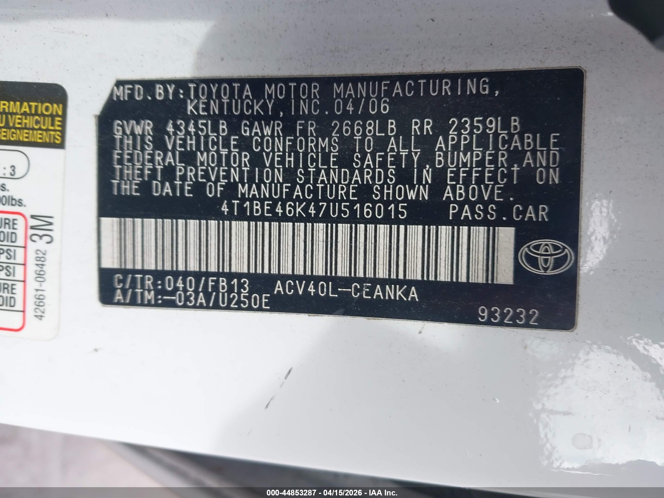 TOYOTA CAMRY image 9
